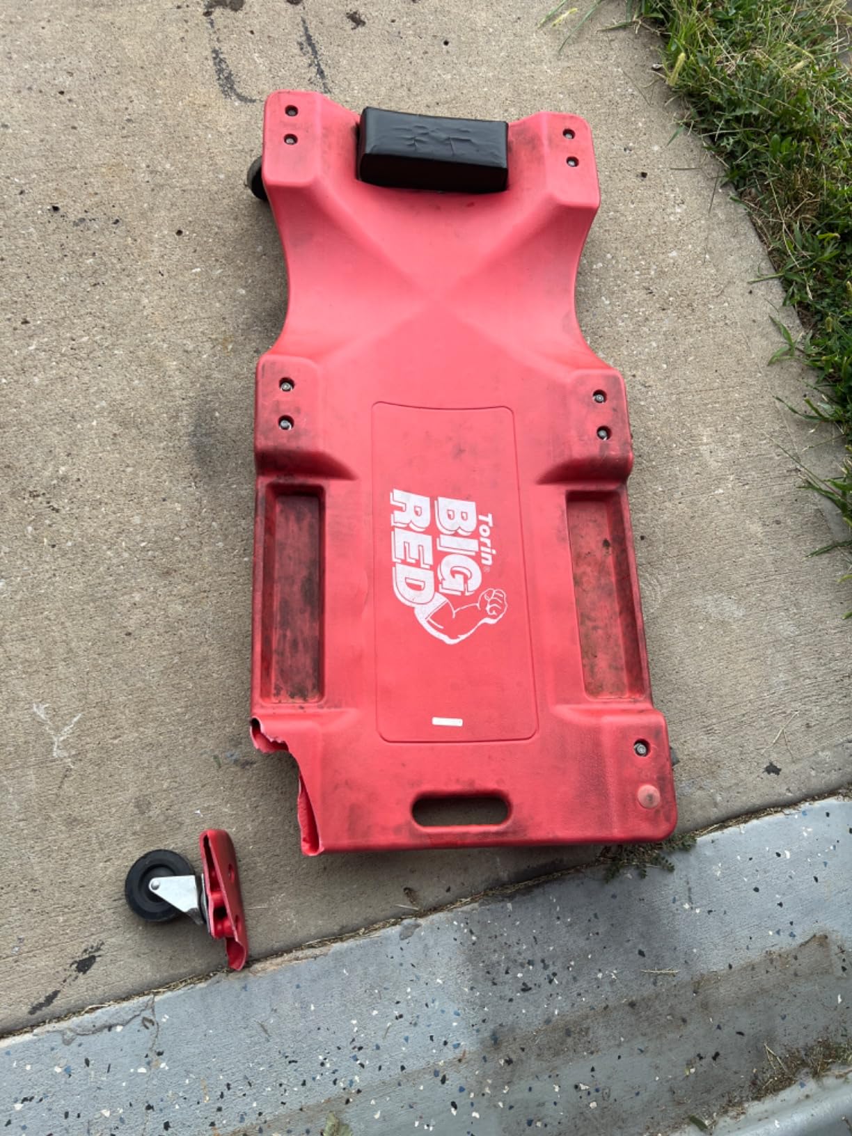 BIG RED TRP6240 Torin Blow Molded Plastic Rolling Garage/Shop Creeper: 40