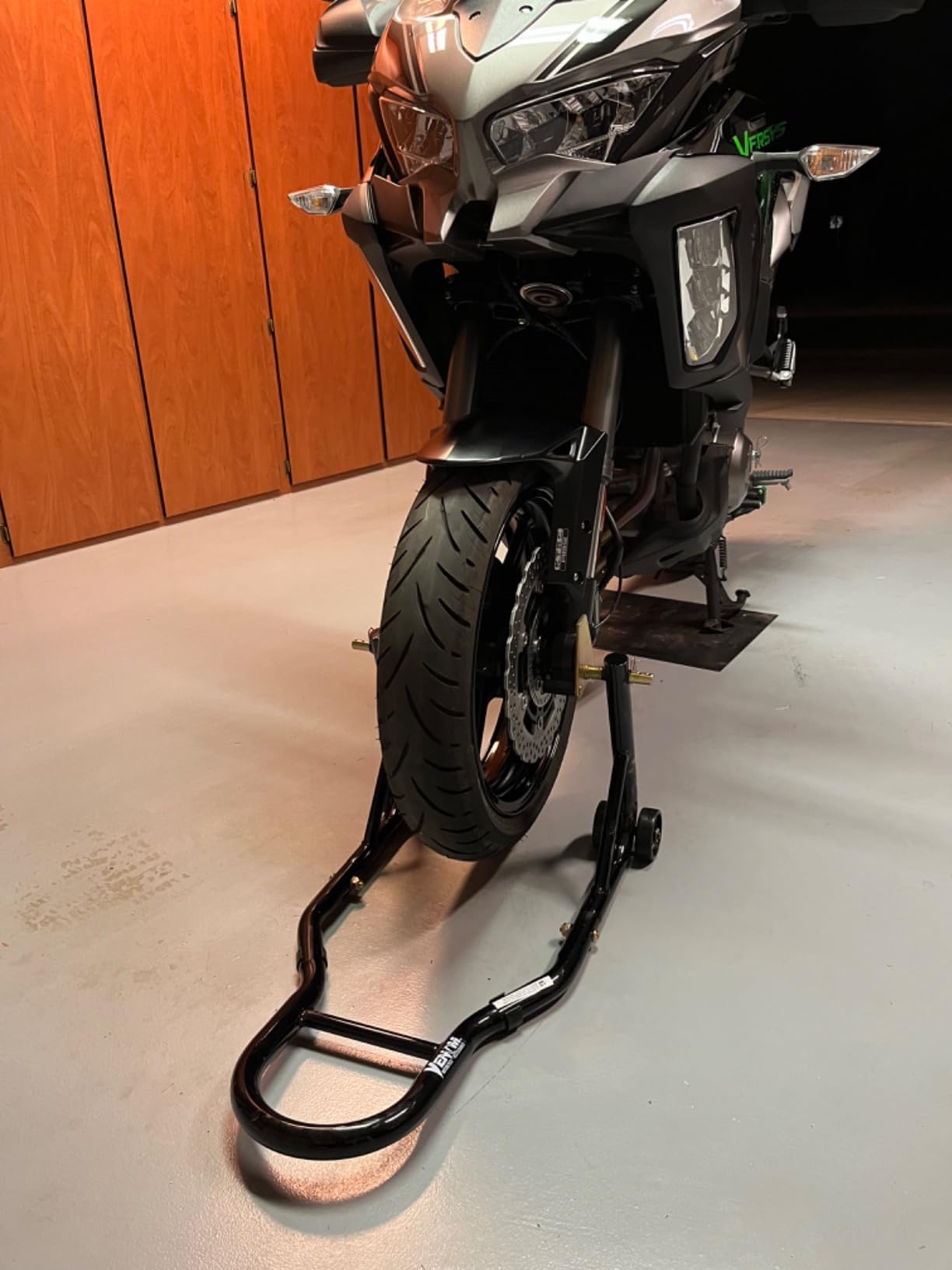SportBike Motorcycle Stand Lift, Front Fork Wheel Lift Stand, 850lbs Capacity Universal Paddock Lift Jack Stand, Fork Adapter, Compatible With Most Yamaha Honda Kawasaki Suzuki BMW Motorcycles customer photo 1