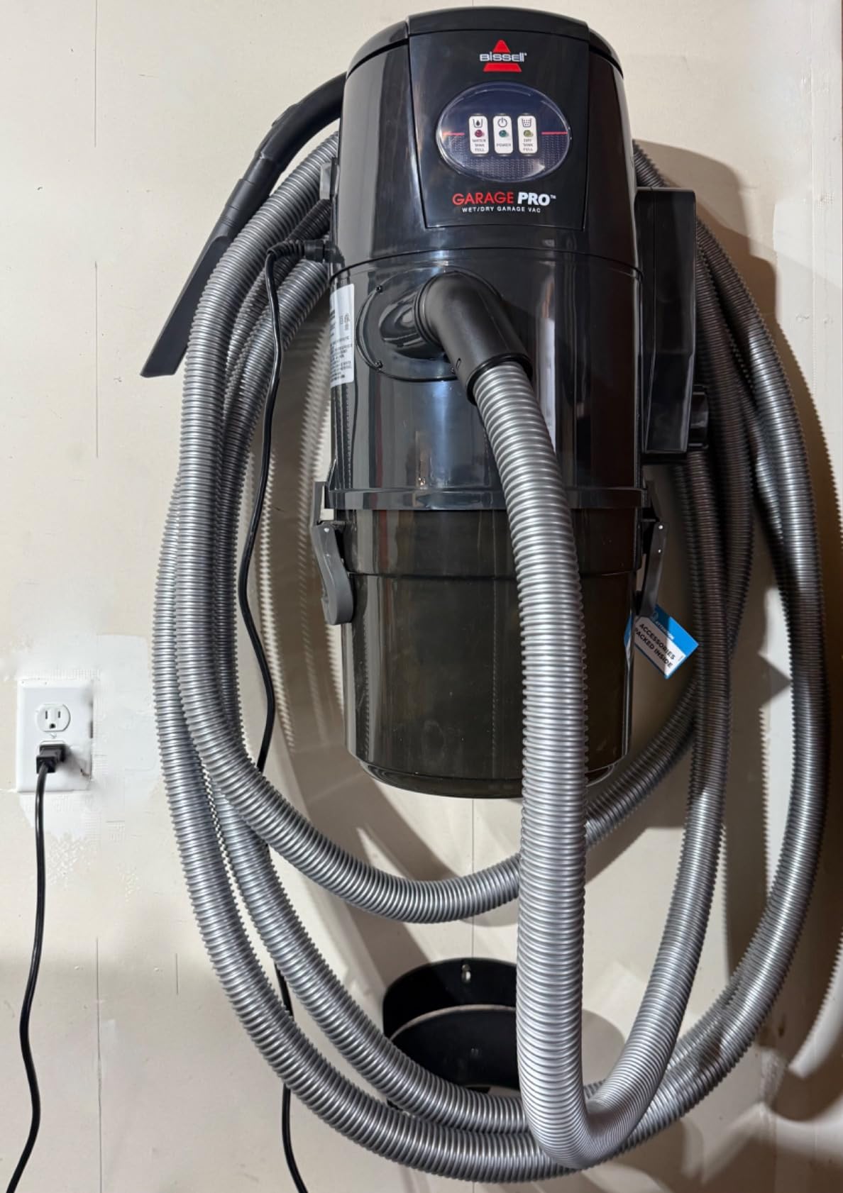 Bissell Garage Pro Wall-Mounted Wet Dry Vacuum/Blower, 18P03 | Auto tool kit included; wall-mount saves floor space; wet/dry blower for garage & vehicle detailing customer photo 2