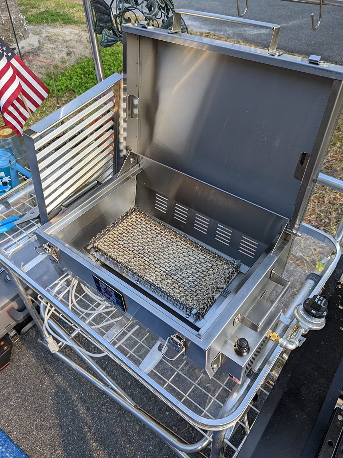 Solaire SOL-EV17A Everywhere Portable Infrared Propane Gas Grill, Stainless Steel | Stainless Steel customer photo 1
