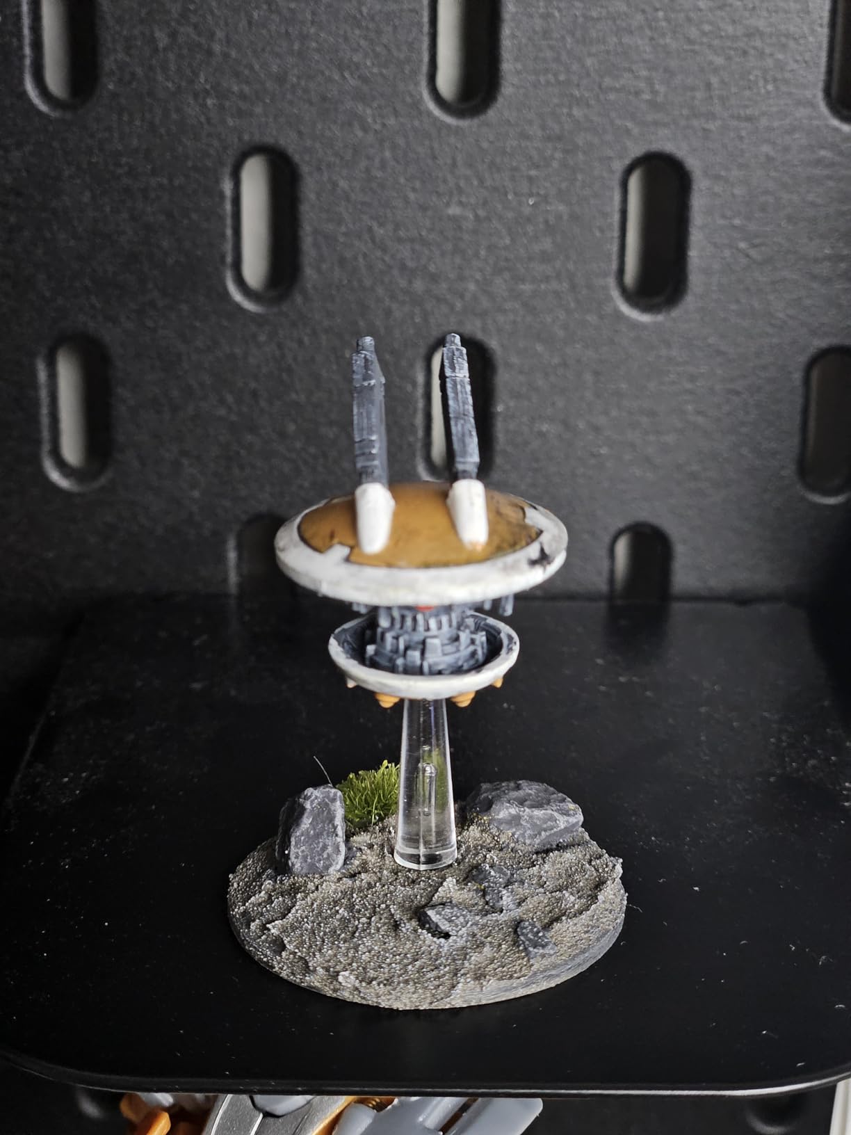 Vallejo - Diorama FX Earth Textures | Dark Earth 200 ml (6.76 fl.oz.) | Premium Acrylic Color For Modelers & Miniature Enthusiasts customer photo 1