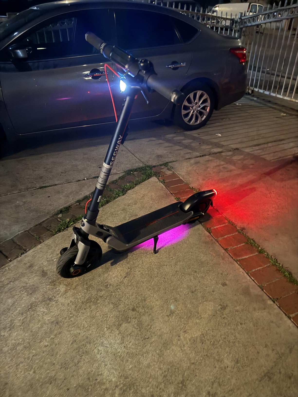 Segway Ninebot E2 Plus II/E2 Pro/E3 Pro Electric Scooter, 15.5-20 MPH, Long Range, Dual Elastomer Suspension (E3 Pro only), Foldable Adult Scooter, UL 2272 & 2271 Certified customer photo 2