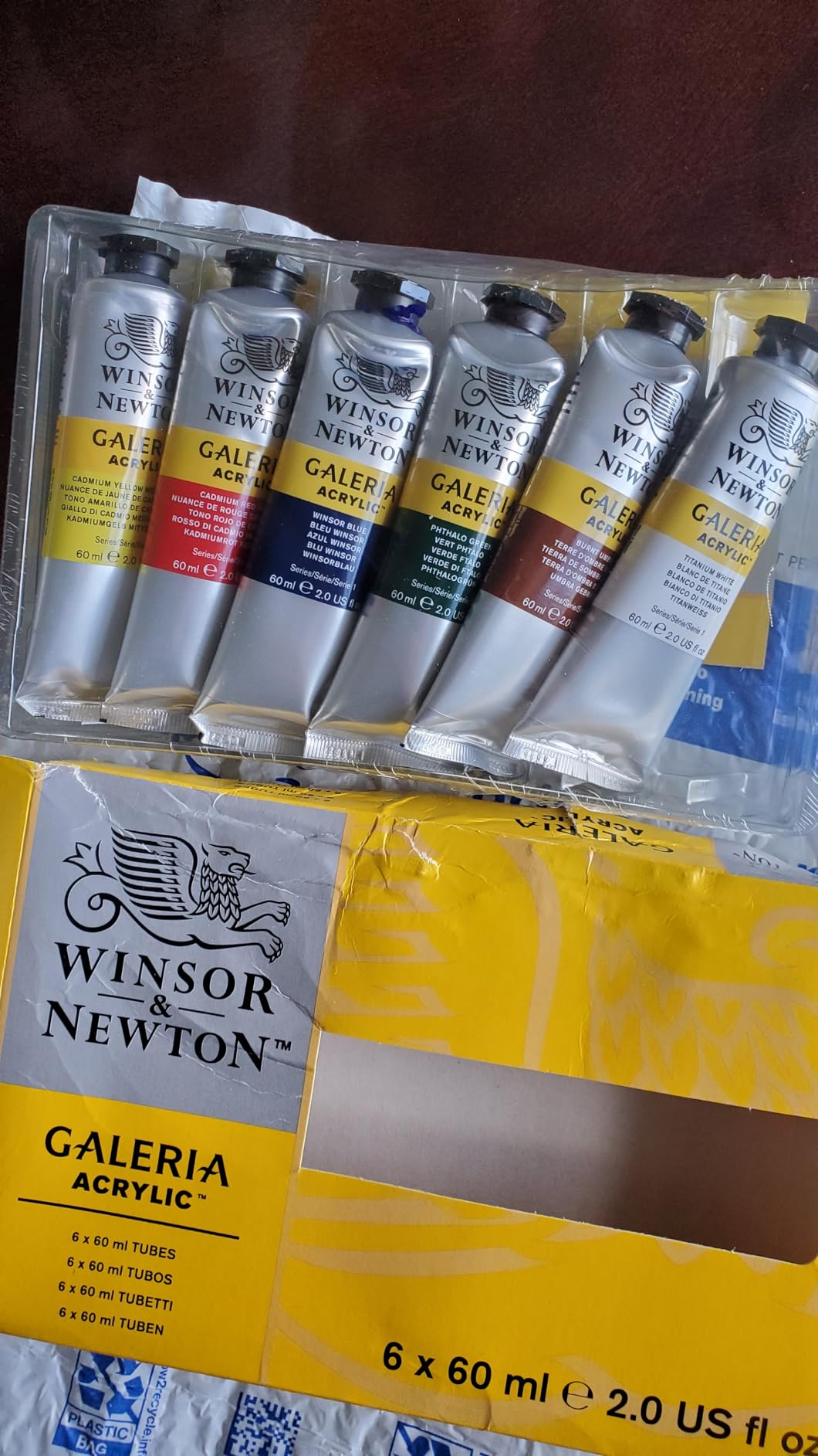 Winsor & Newton Galeria Acrylic Paint, 6 x 60ml (2-oz) Tube Paint Set customer photo 1