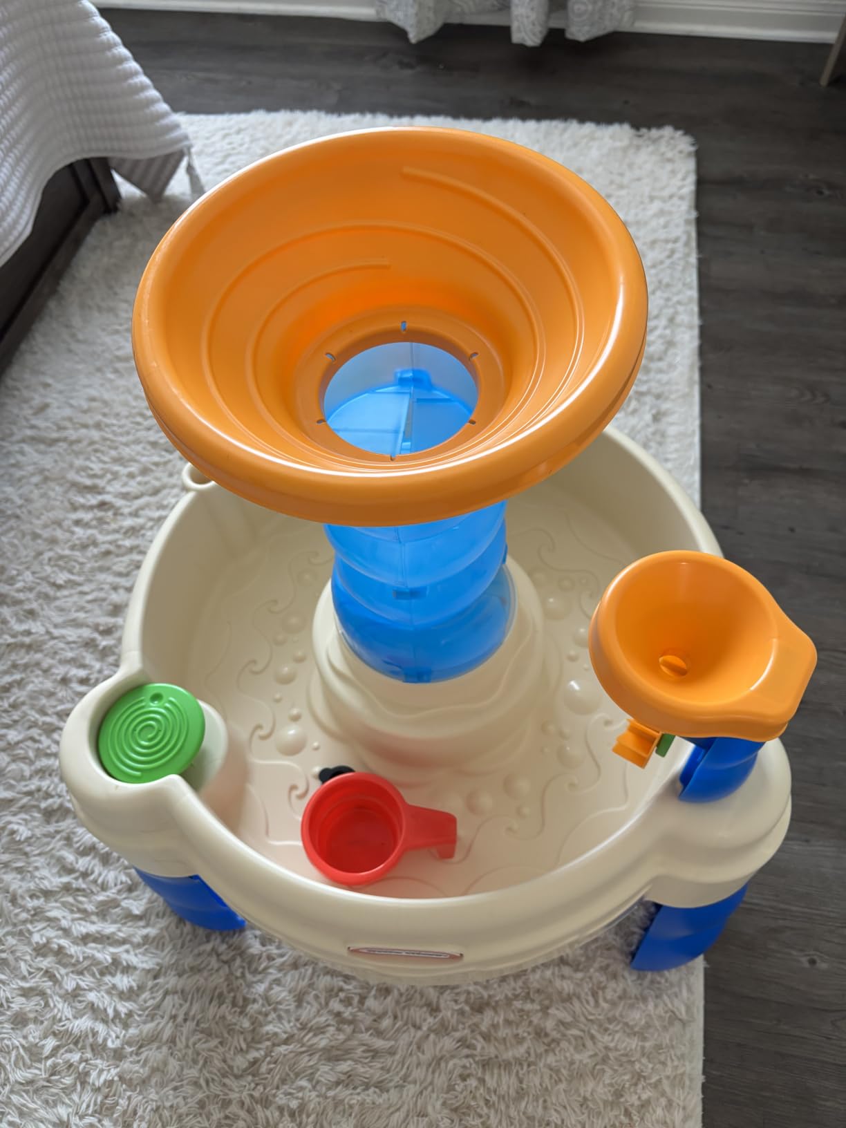 Little Tikes Spiralin' Seas Waterpark Play Table, Multicolor customer photo 1