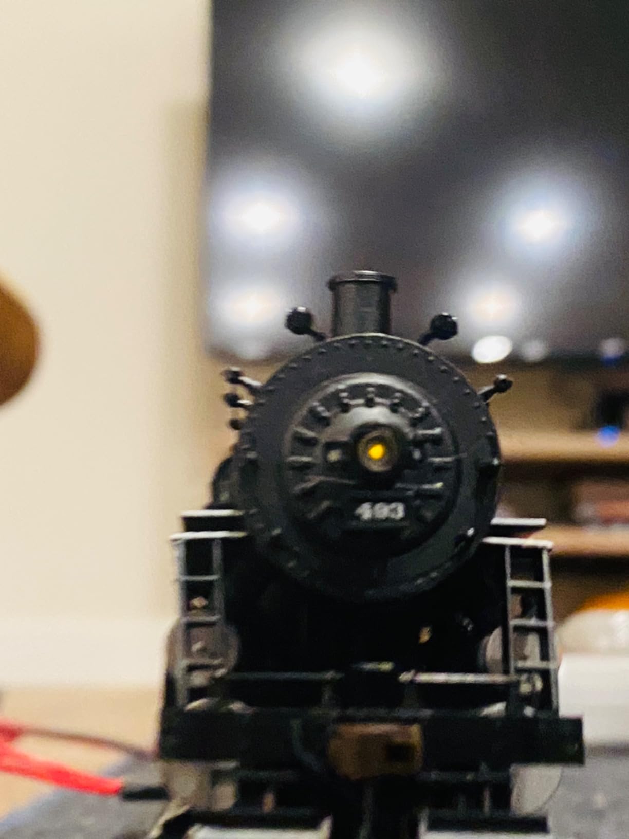 Bachmann Trains - Durango & Silverton Ready To Run Electric Train Set - HO Scale, Yellow customer photo 2