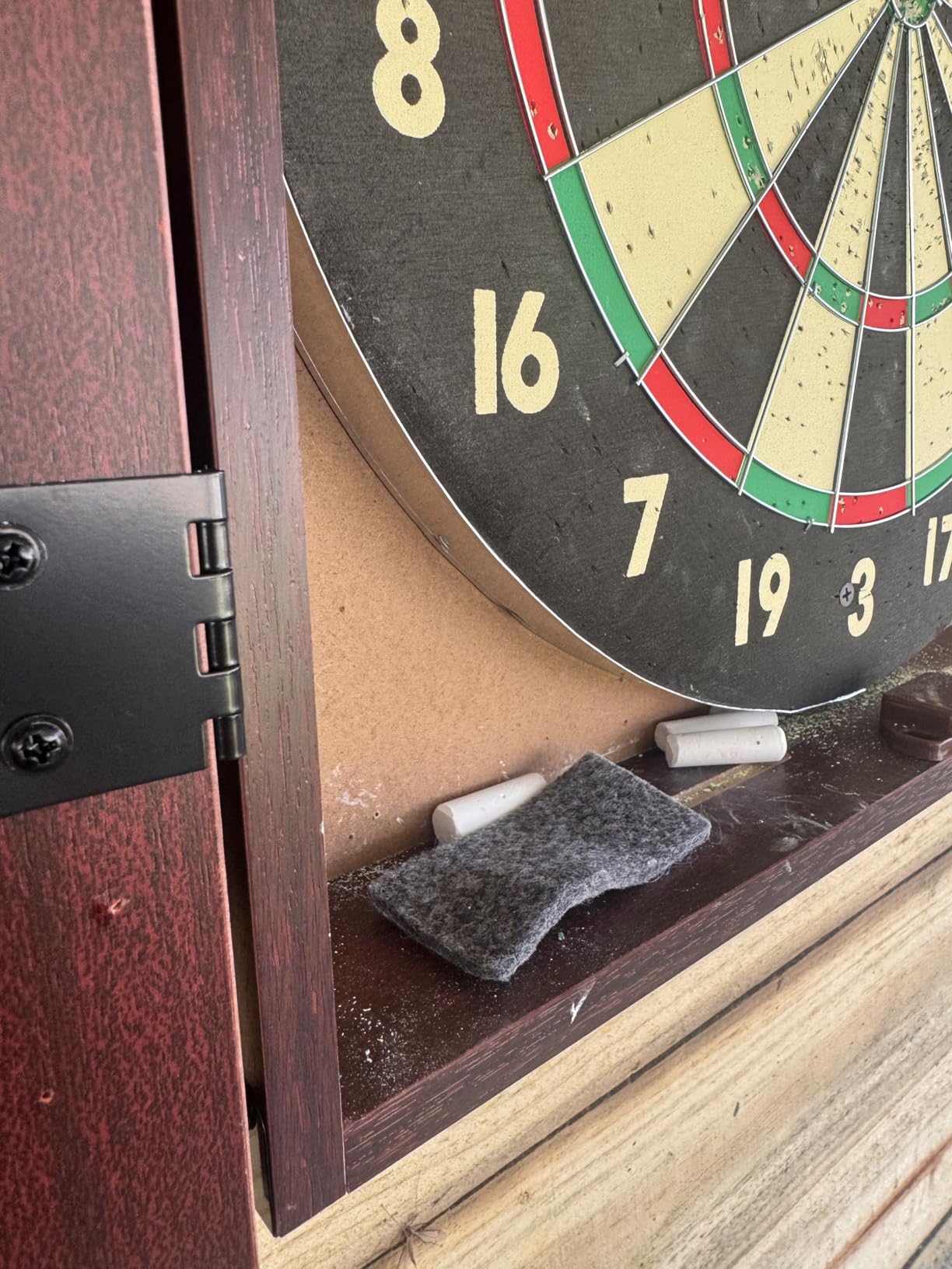 Trademark Poker Dart Board Cabinet Set with 18-inch Dartboard, 6 Steel-Tip Darts, and Chalkboard Scoring for Game Rooms, Man Caves, and Home Bars customer photo 2