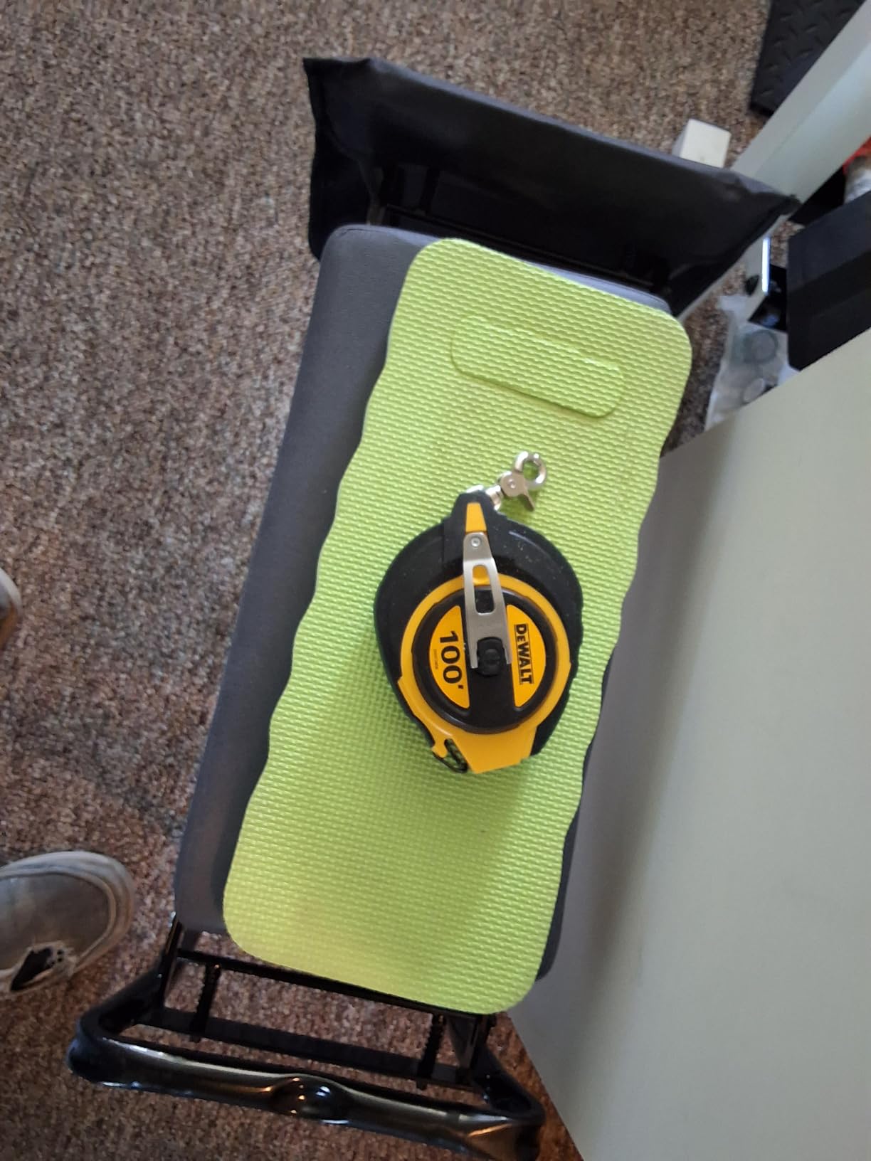 DEWALT DWHT34036L 100-Foot Closed Case Long Tape customer photo 2