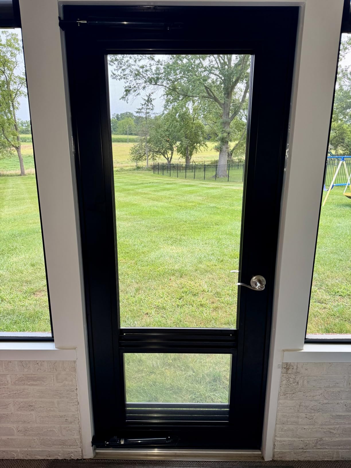 GREENSTAR Touch 'n Hold Smooth - Dual Door Closer System - Heavy Duty - for (Medium and Heavy Weight) Storm, Screen, & Security Doors (White) customer photo 1