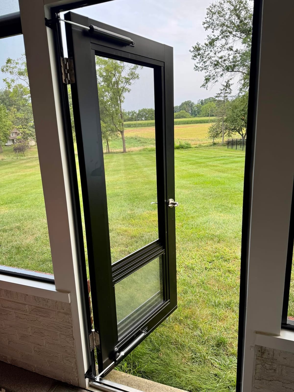 GREENSTAR Touch 'n Hold Smooth - Dual Door Closer System - Heavy Duty - for (Medium and Heavy Weight) Storm, Screen, & Security Doors (White) customer photo 2