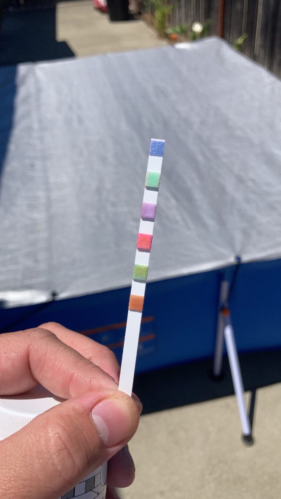AquaChek 7-Way Pool and Spa Test Strips - Silver Pool Test Strips For pH, Total Chlorine, Free Chlorine, Bromine, Alkalinity, Total Hardness, and Cyanuric Acid - Water Quality Testing Kit (100 Strips) customer photo 2