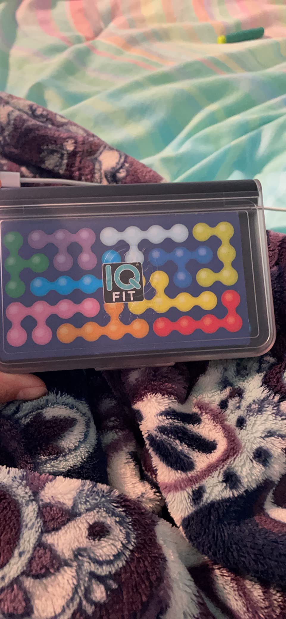 SmartGames IQ Fit - Pocket 3D Travel Puzzle Brain Teaser, Ages 6+ | Change the angle to fit! | Planning and spatial insight | Kids and adults | 120 3D challenges | Fit every piece in! customer photo 2