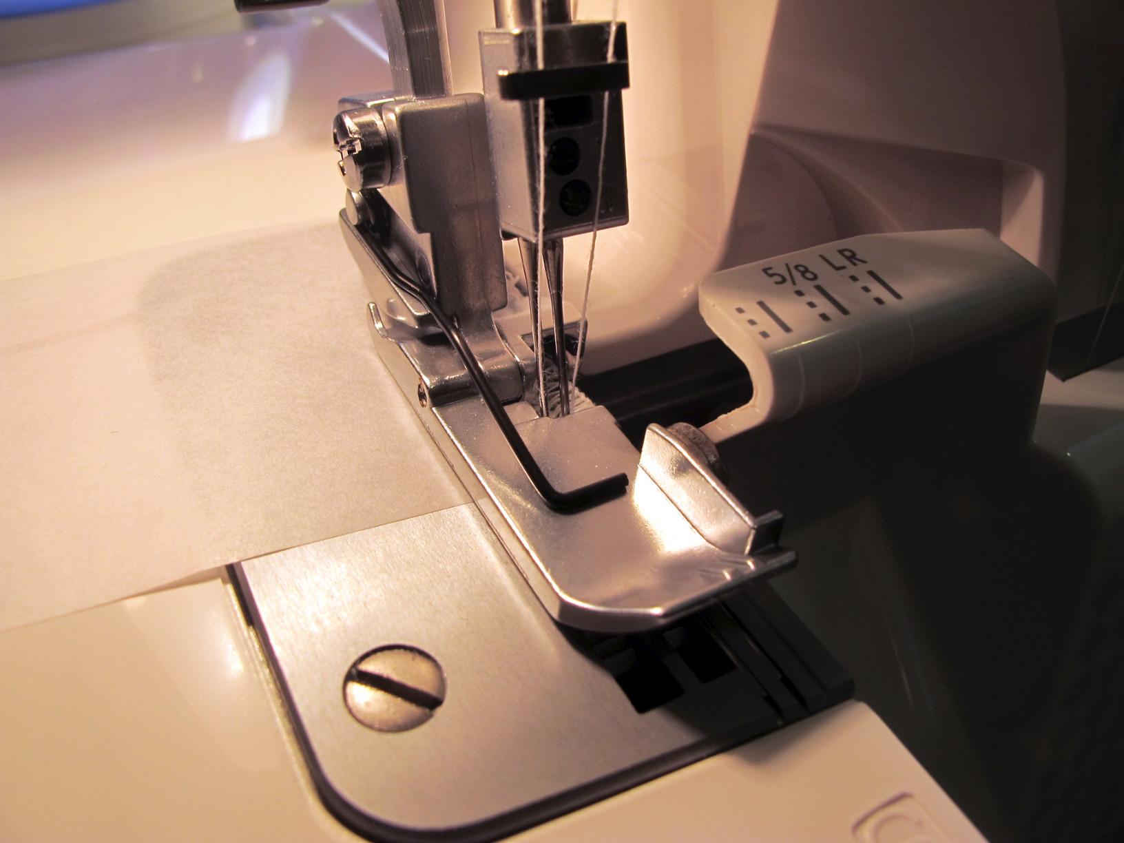 Janome 8002D Overlock Machine - 3/4 Thread Serger Sewing Machine with Differential Feed System for Extra-Smooth Seams, 1300 Stitches Per Minute and Easy Threading customer photo 2