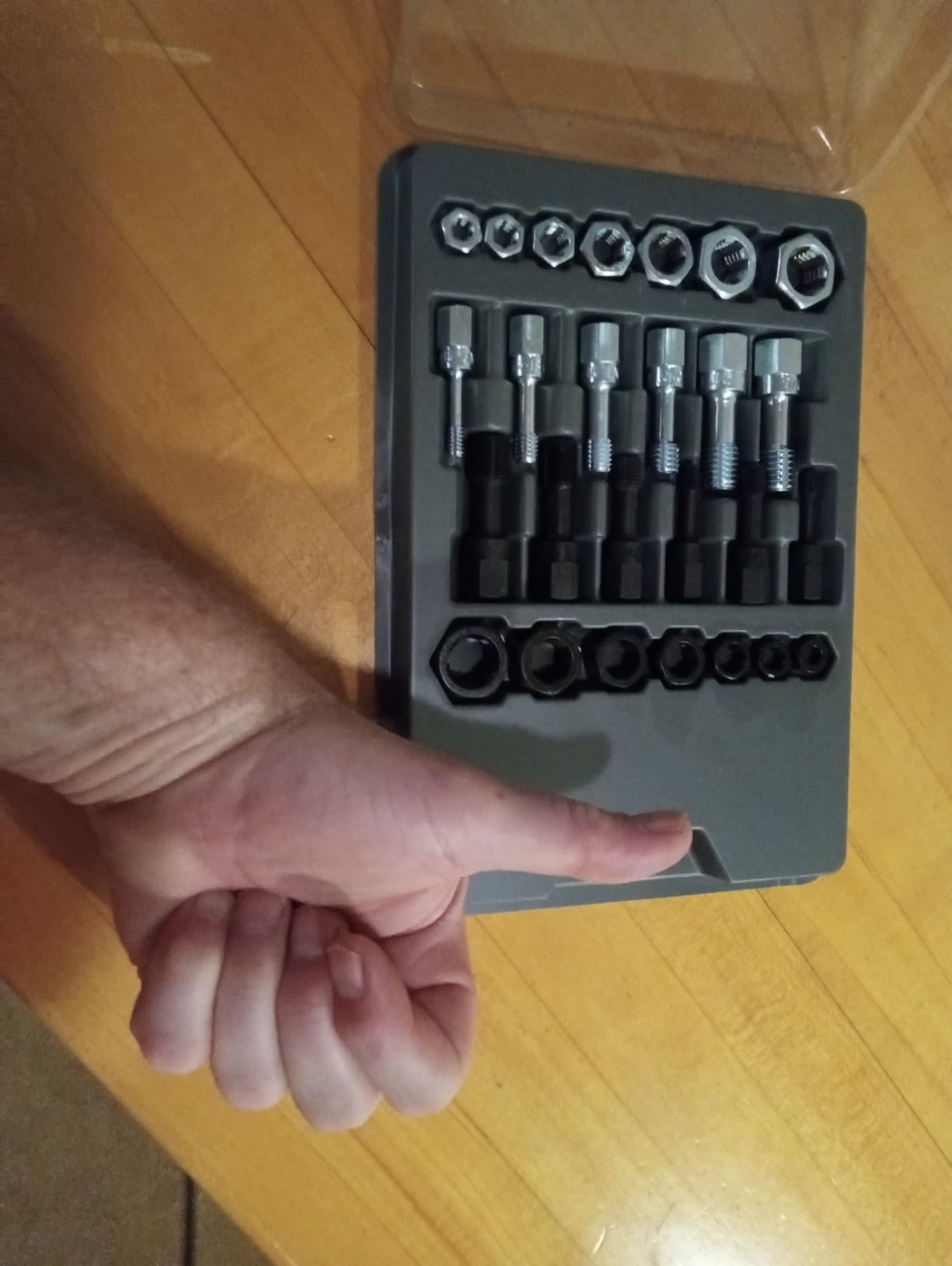 Lang Tools 2581 26-Piece Thread Restorer Tap and Die Set, black customer photo 1