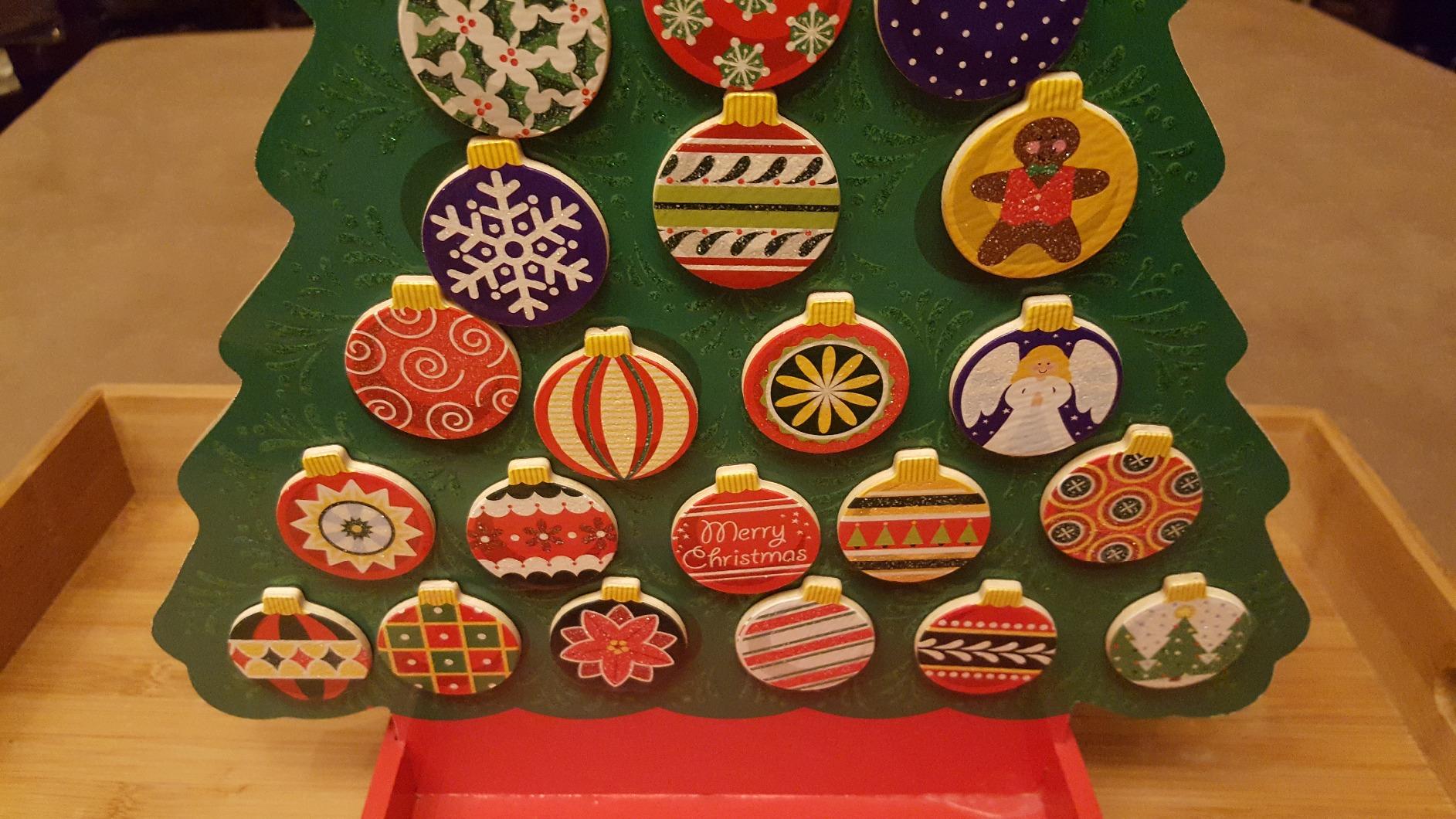 Melissa & Doug Countdown to Christmas Wooden Advent Calendar - Magnetic Tree, 25 Magnets customer photo 1
