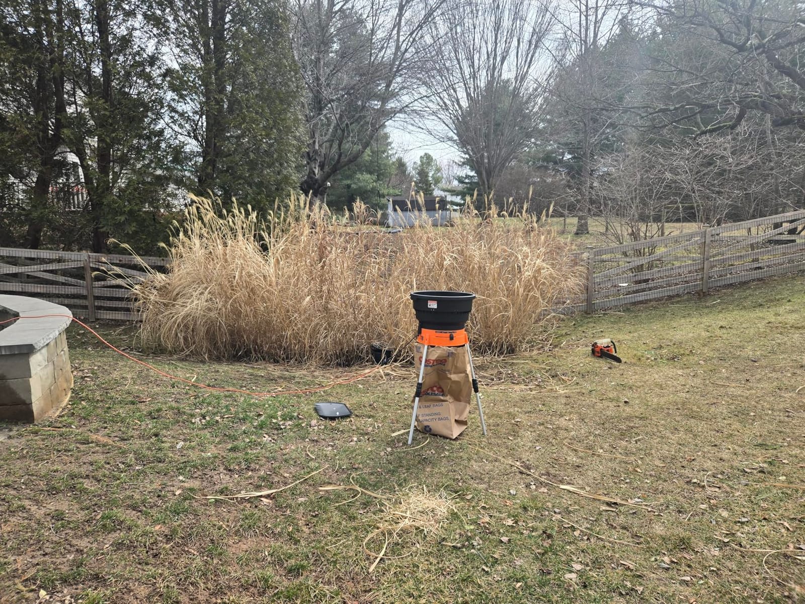 Yard Force YF8000LS Electric Leaf Mulcher/Shredder with Bonus Accessory Kit, One Size, Black/Orange customer photo 1