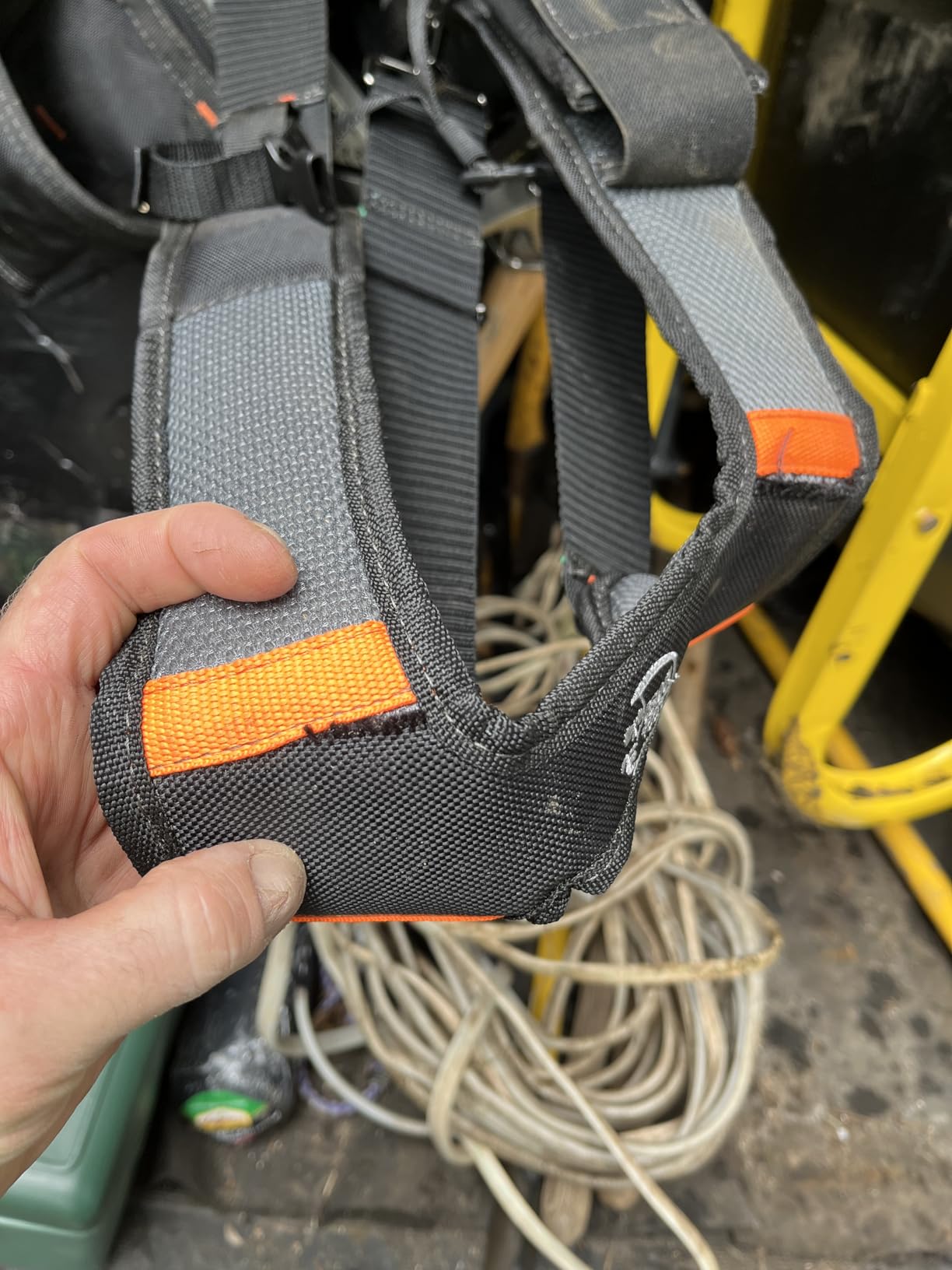 Dead On Tools - 1680 Denier Poly Carpenter's Tool Belt with Suspenders (HDP400945), Black customer photo 1