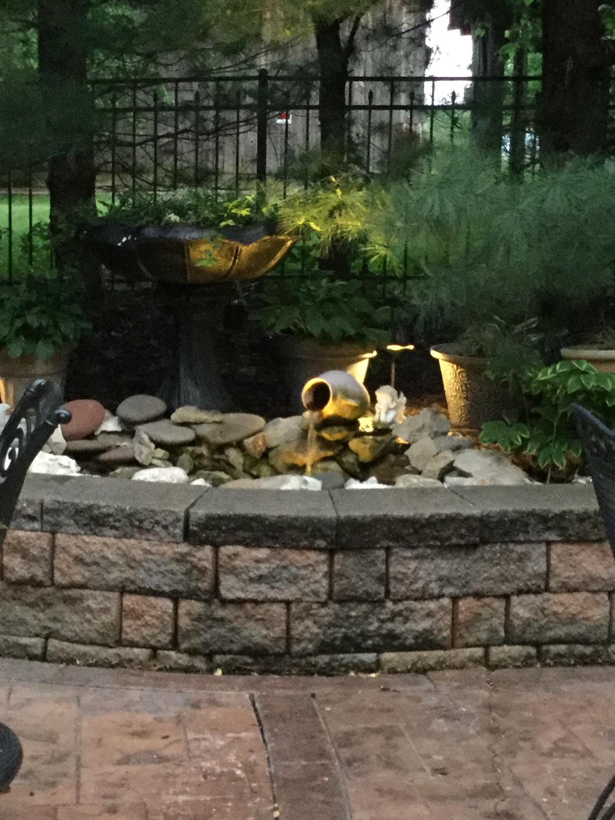 Aquascape 1-Watt Submersible Underwater Warm White LED Waterfall Up Light for Ponds & Water Features, 84032 customer photo 2