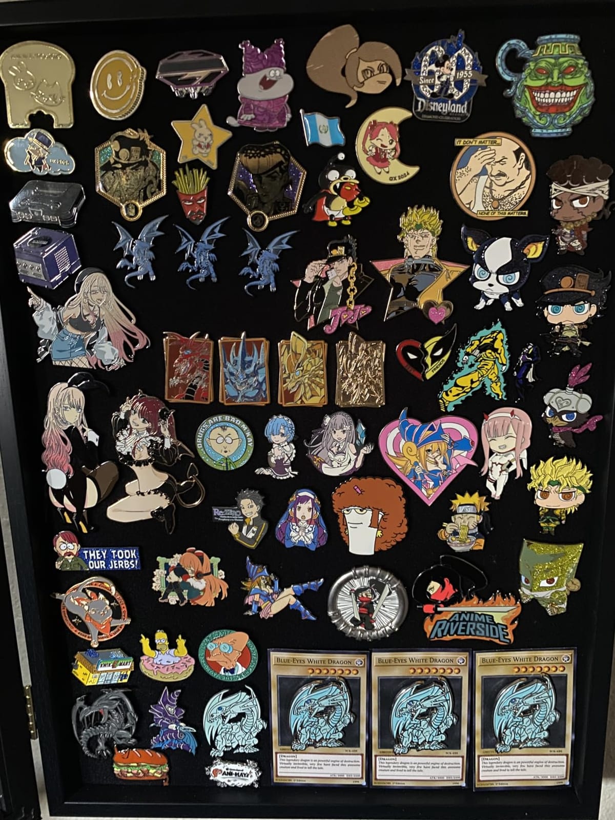 Large 19 X 14 Pin Display Case Medal Shadow Box with 98% UV Protection for Military Medals, Beach Tags, Jewelry Pins, Pin Gift, Insignia Ribbons Memorabilia Black Finish customer photo 1