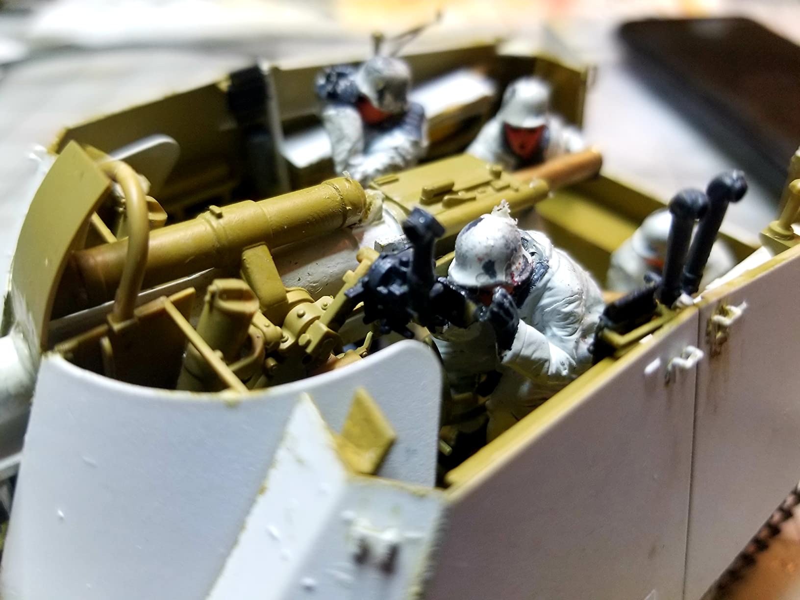 Tamiya America 35335 German Nashorn Heavy Tank Destroyer customer photo 1