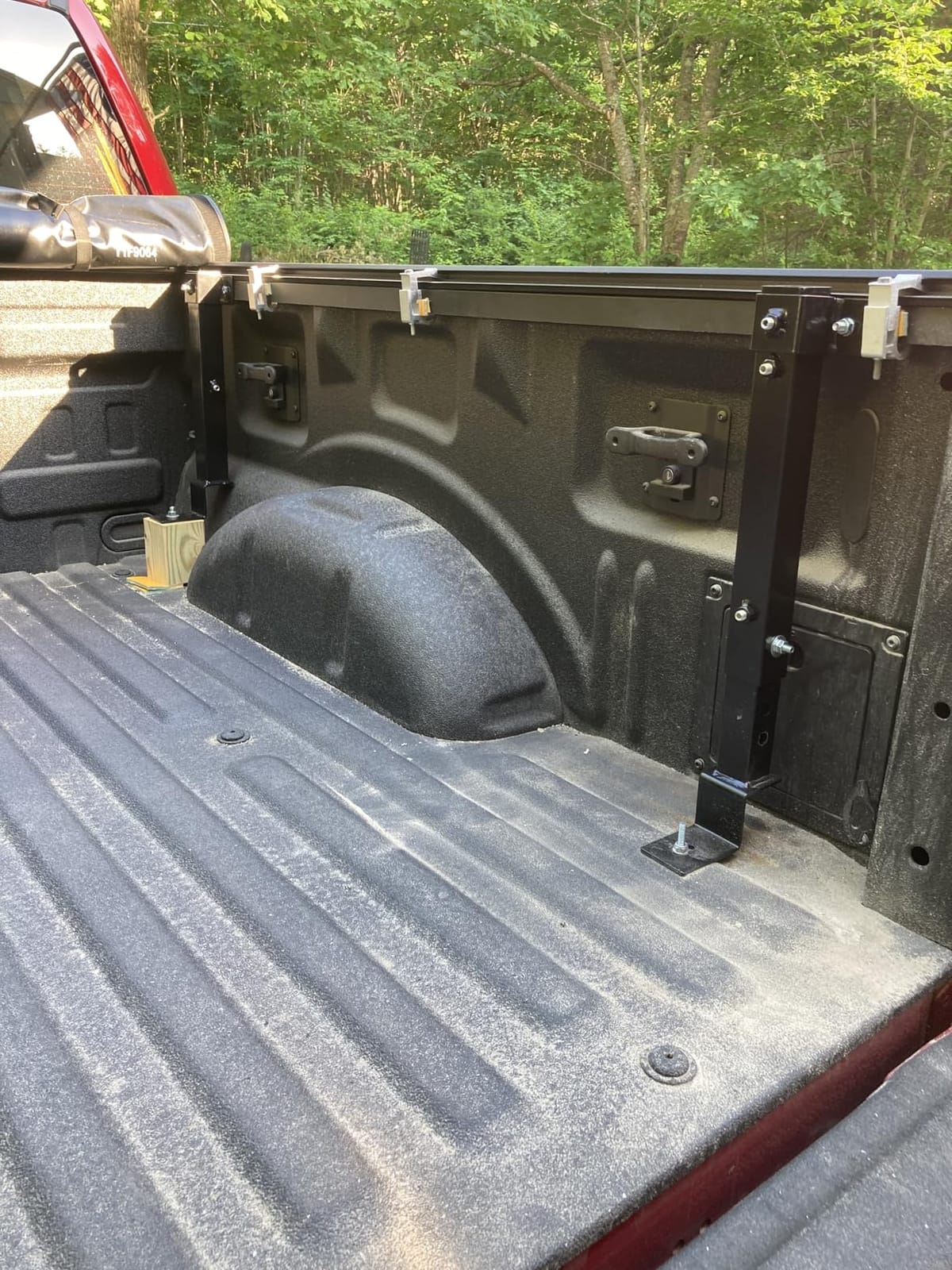 MAXXHAUL Heavy Duty Truck Ladder Rack - Side Mount Alloy Steel, Adjustable 19-34 Inch Arms, 250 lb Capacity, Powder Coat Finish (70233) customer photo 1