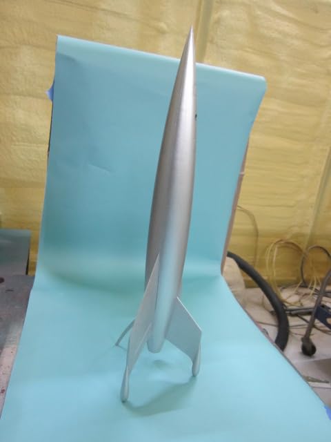 Pegasus Spiele GmbH PG9111 Pegasus Hobby 1/144 Luna Rocket with Moon Base customer photo 1