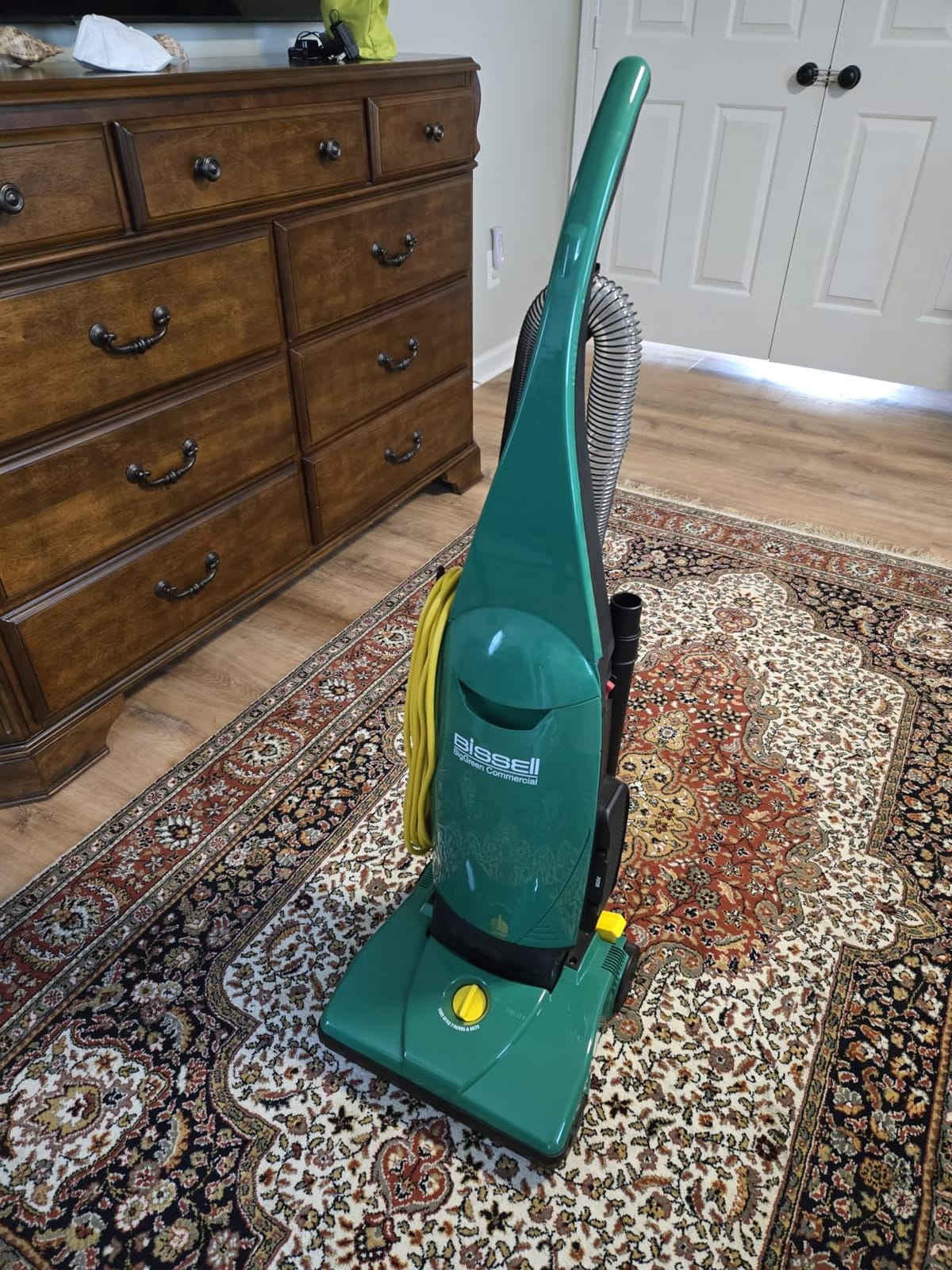 BISSELL BigGreen Commercial PowerForce Bagged Lightweight, Upright, Industrial, Vacuum Cleaner, BGU1451T customer photo 1