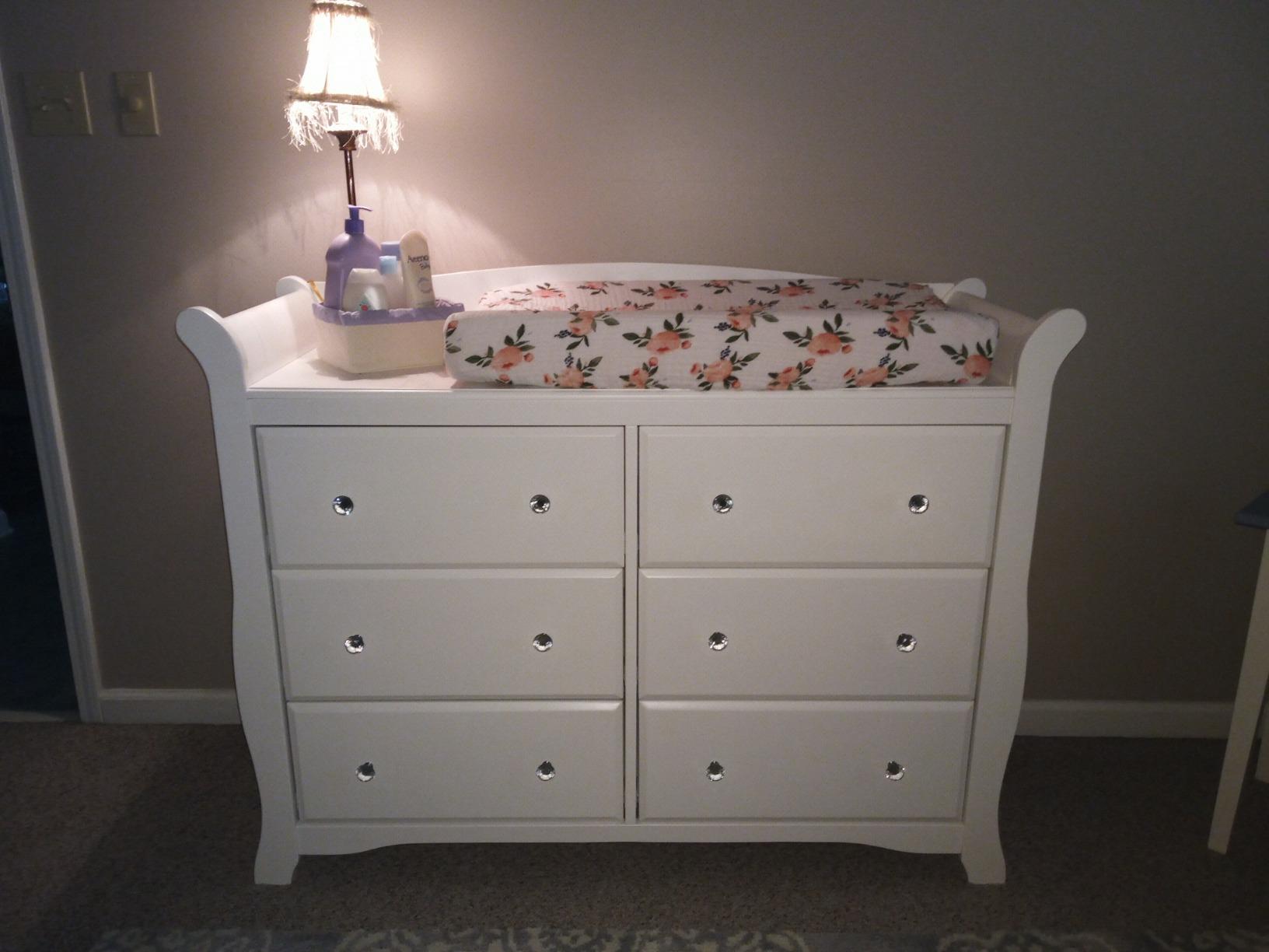 Storkcraft Avalon 6 Drawer Double Dresser, White | GREENGUARD Gold Certified, Dresser for Kids Bedroom, Includes Safety-Focused Interlocking Drawer System customer photo 1