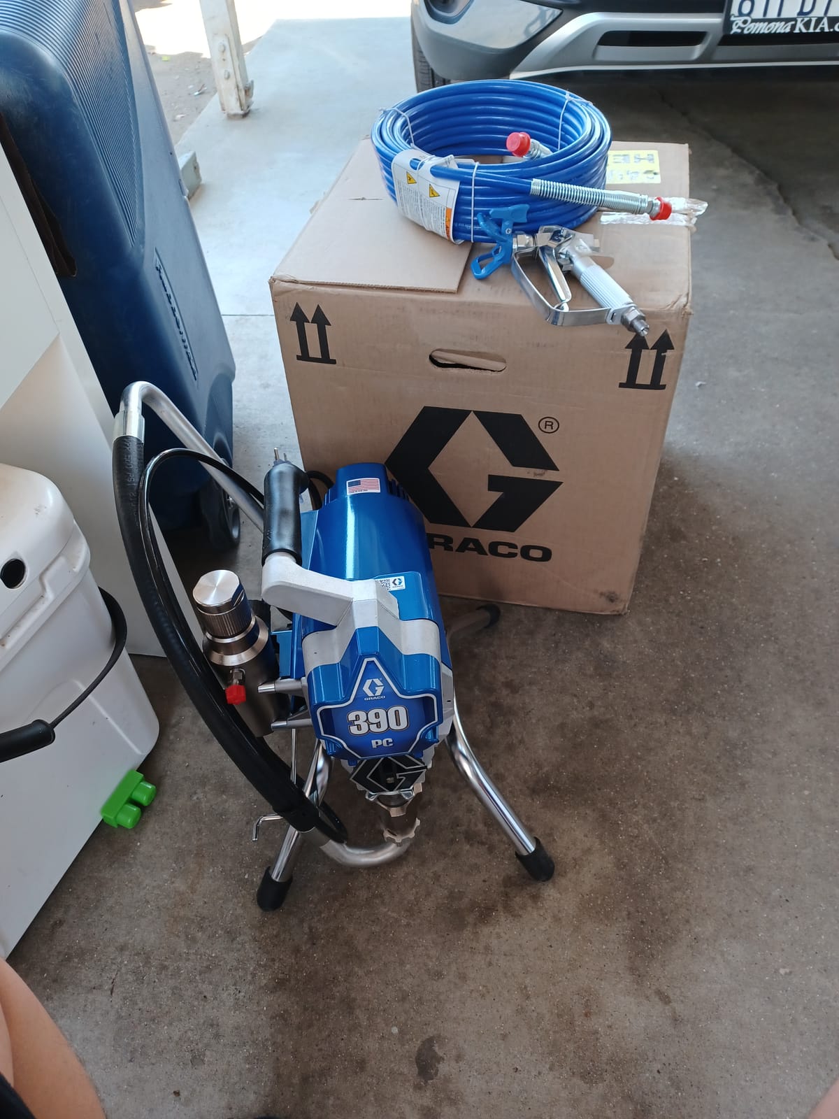Graco 17C310 390 PC Electric Airless Sprayer customer photo 1
