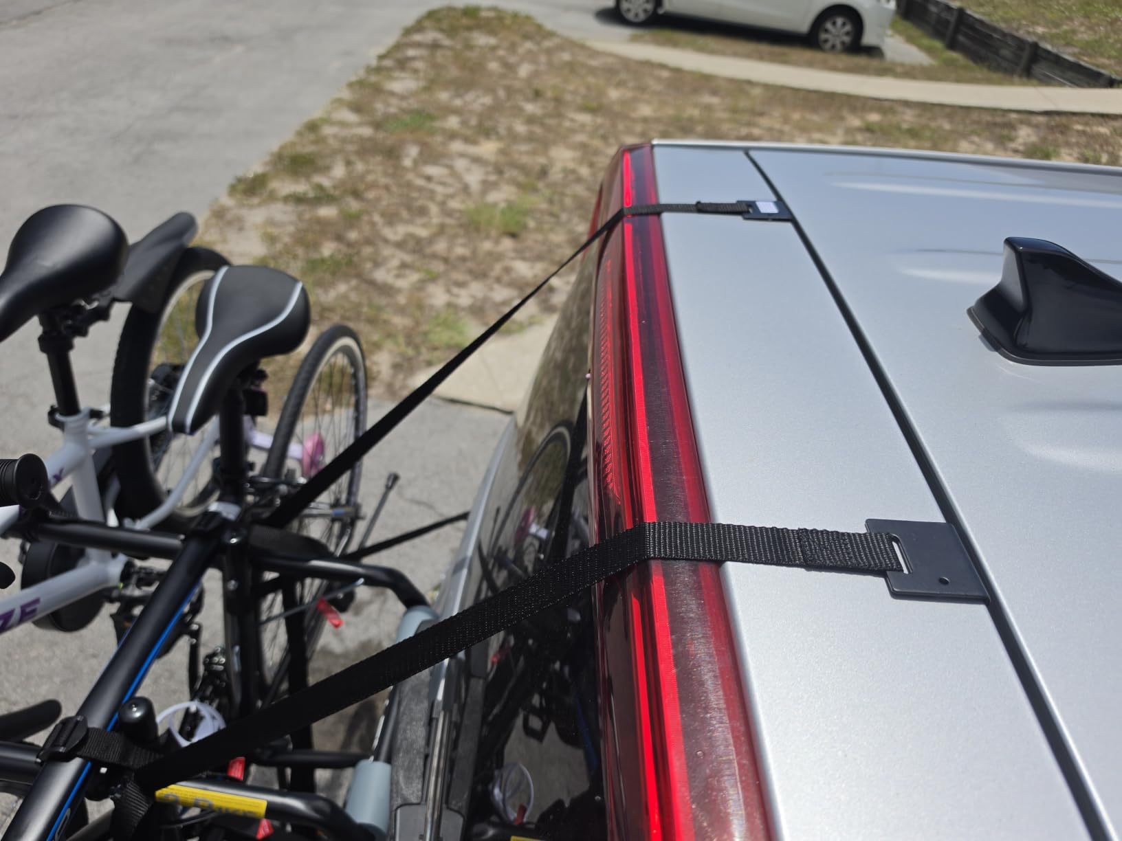Allen Sports Deluxe 2-Bike Trunk Mount Rack, Model 102DN-R, Black customer photo 1