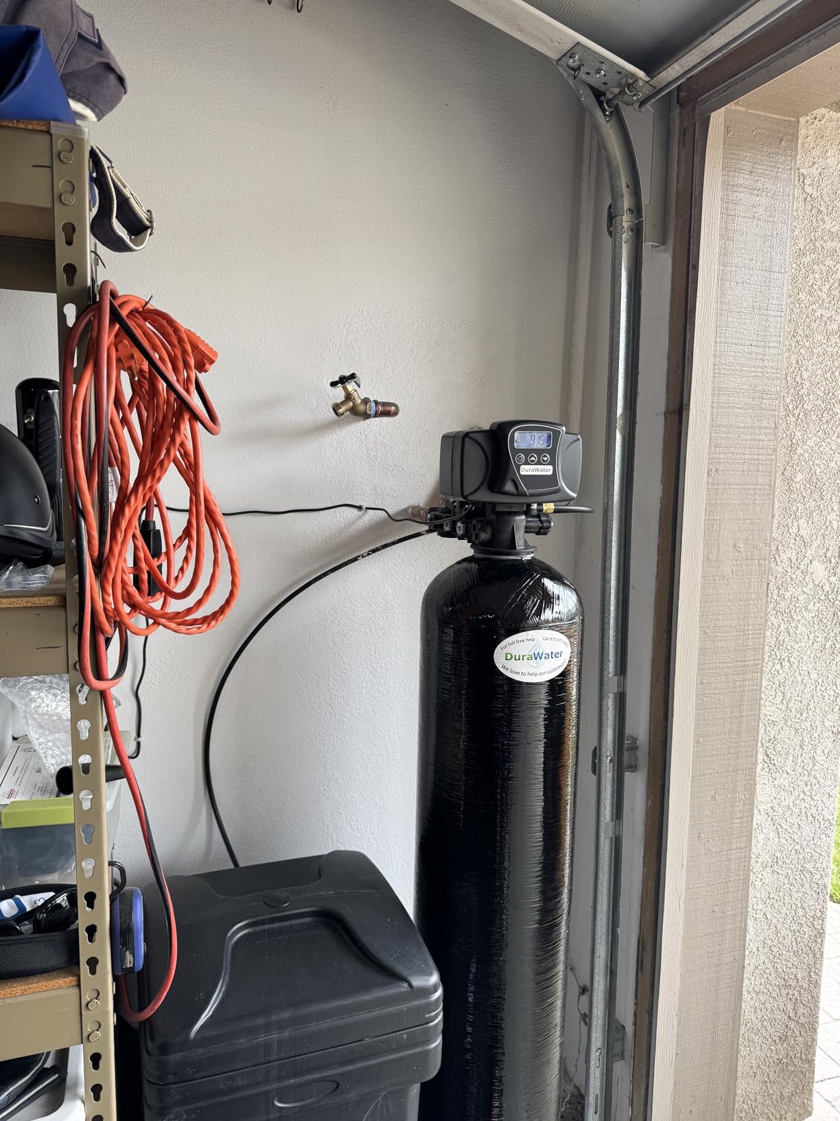 Fleck 5600 SXT Whole House Water Softener, 48,000 Grains, Black | Ships Loaded With Resin In Tank customer photo 2