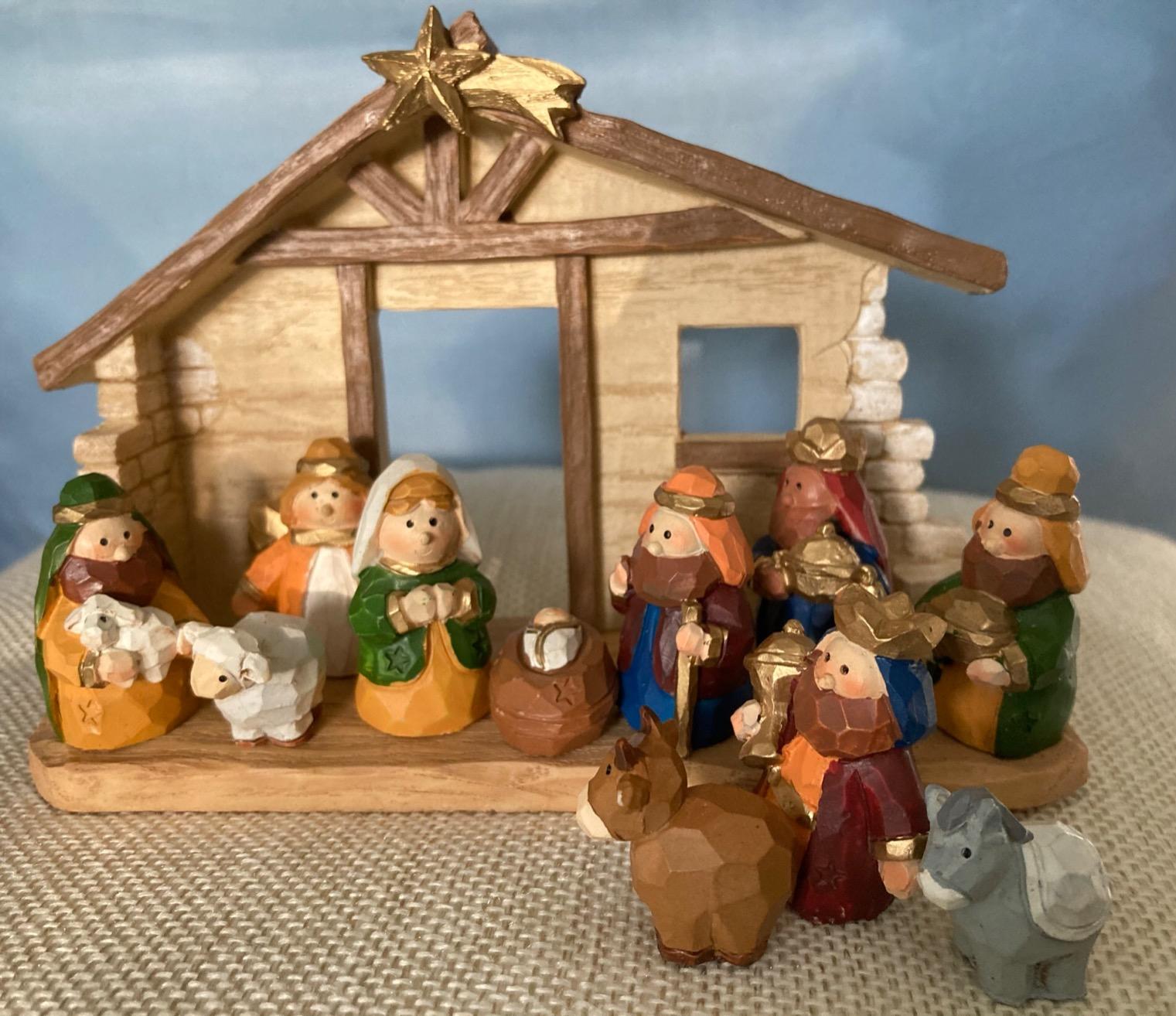 Transpac Imports, Inc. Charming Multicolor Classic Christmas Nativity Set of 11 Resin Figurines with Creche customer photo 1