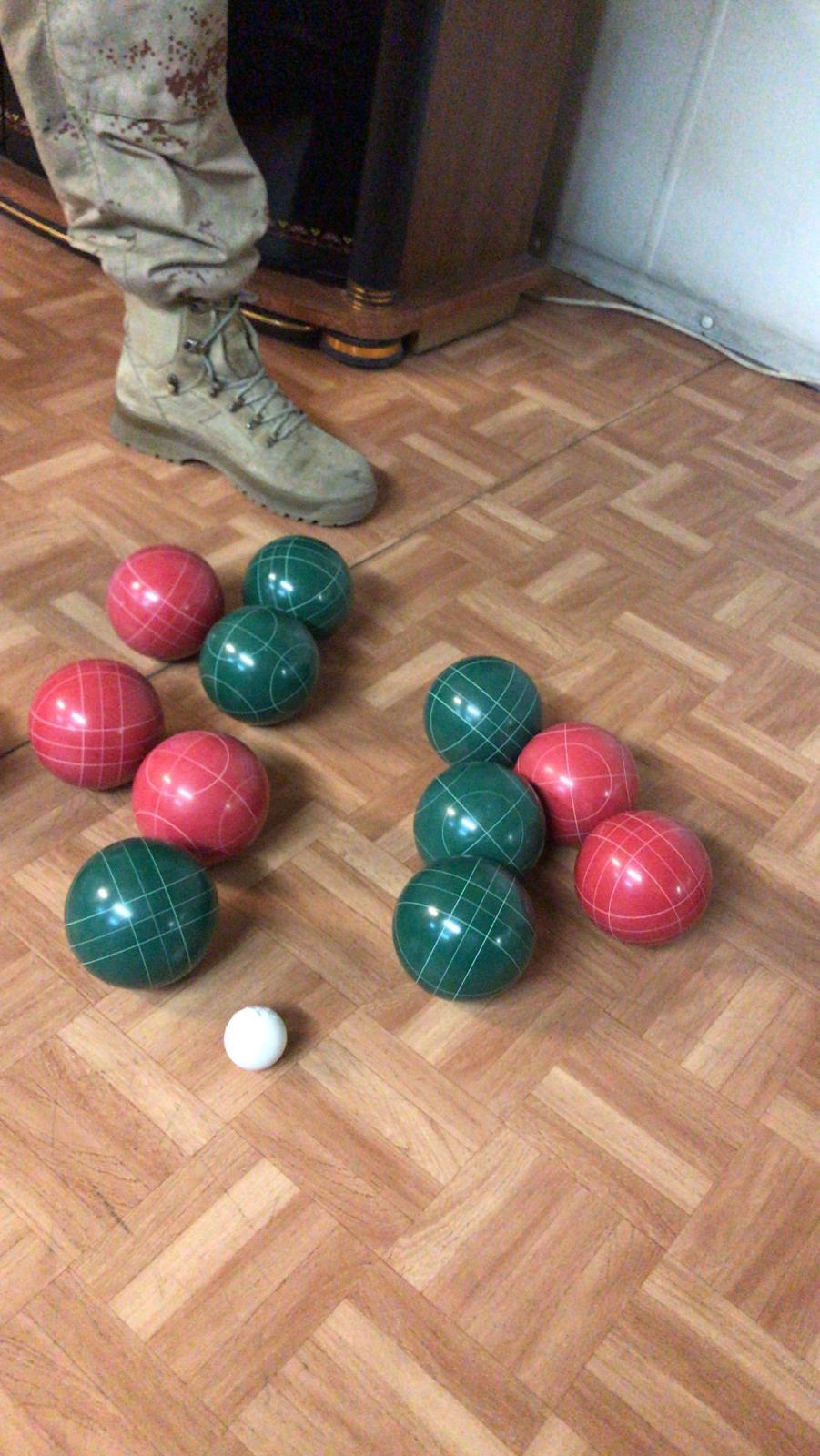 Amazon Basics 100mm Bocce Ball Set customer photo 2
