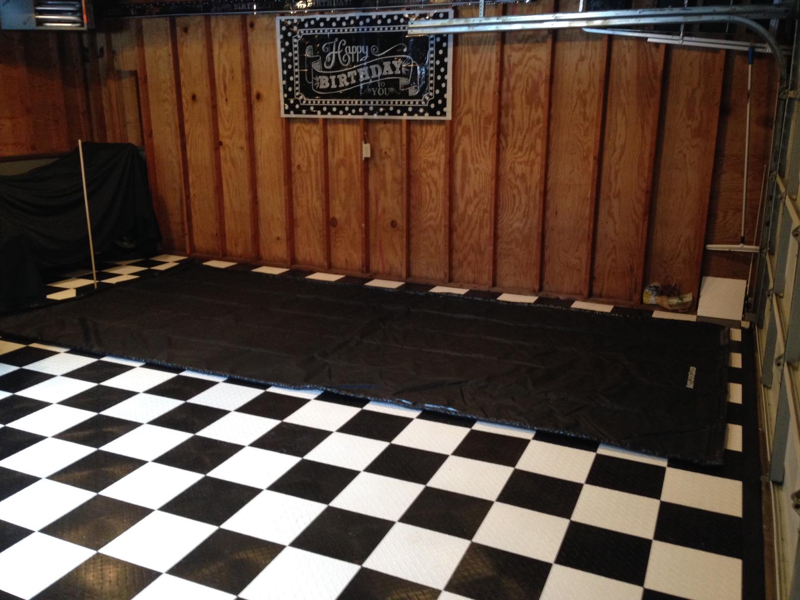 AutoFloorGuard Garage Containment Mat for SUVs & Trucks, 8.5 Ft x 20 Ft | Water-Tight Welded Seams, Raised Perimeter Edge, Holds 64 Gallons, Catches Snow, Ice & Mud, Includes Telescoping Squeegee customer photo 1