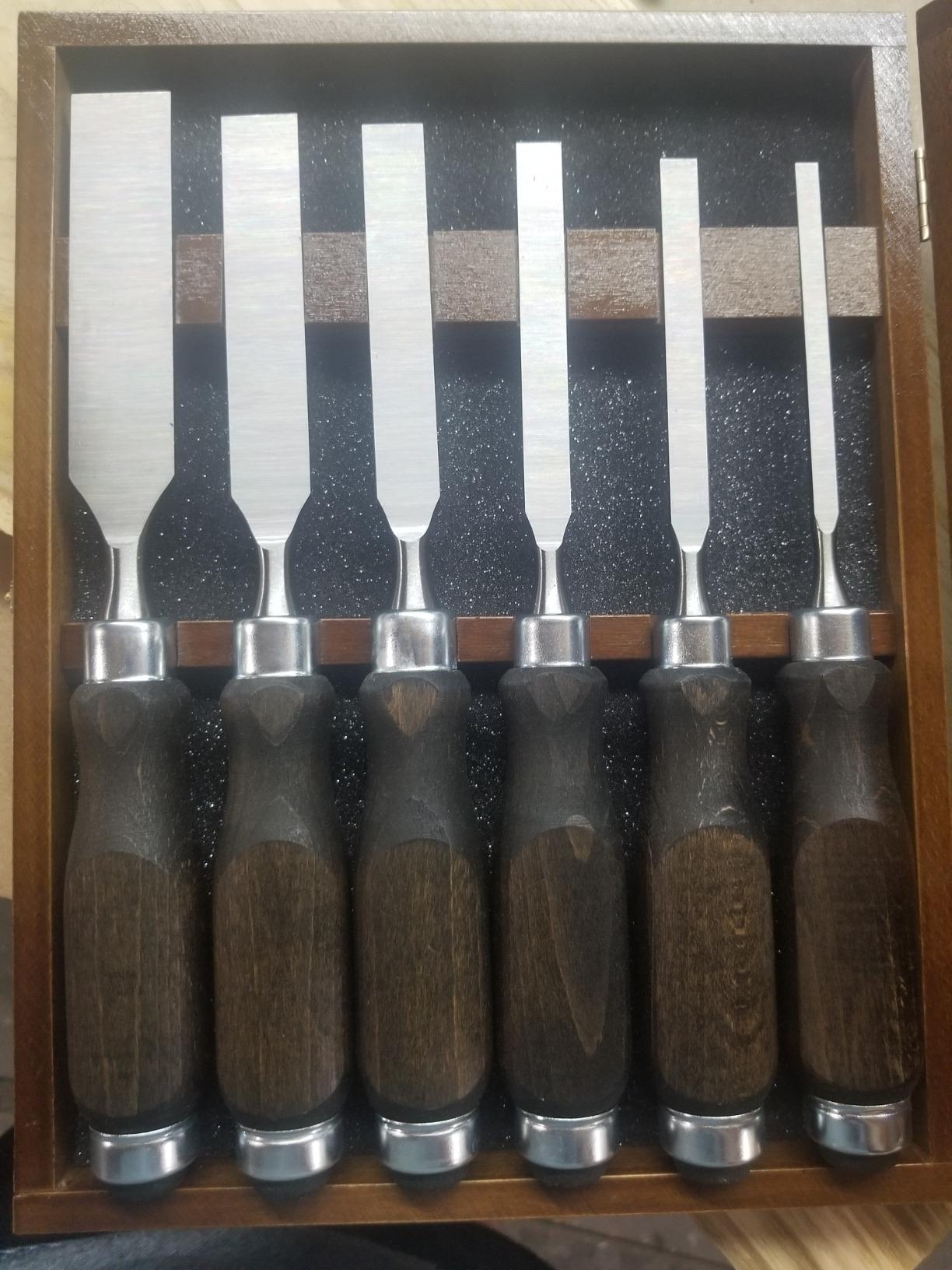 Narex 6 pc Set 6 mm (1/4), 10 (3/8), 12 (1/2), 16 (5/8), 20 (13/16), 26 (1-1/16) Woodworking Chisels in Wooden Presentation Box 853053 customer photo 1