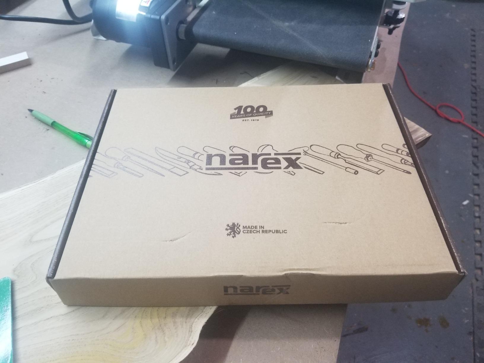 Narex 6 pc Set 6 mm (1/4), 10 (3/8), 12 (1/2), 16 (5/8), 20 (13/16), 26 (1-1/16) Woodworking Chisels in Wooden Presentation Box 853053 customer photo 2