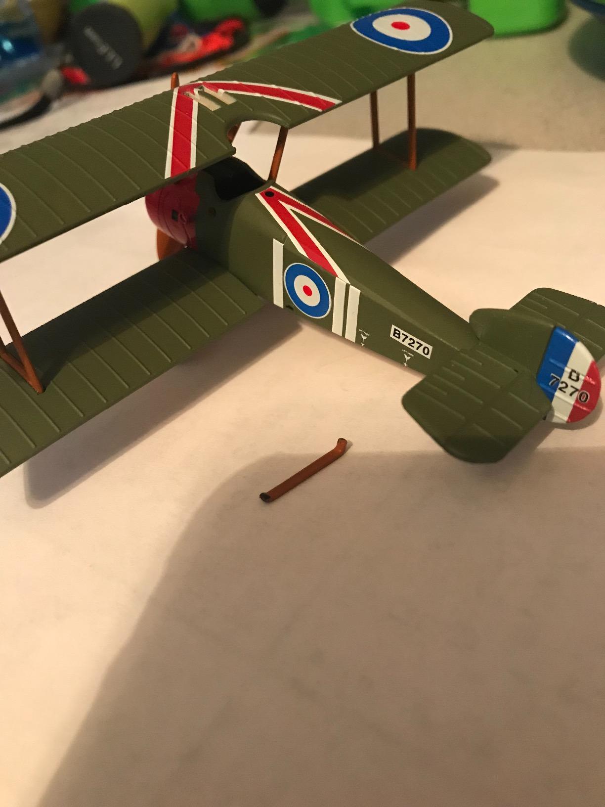 Sopwith Camel - 1/63 Scale Die-Cast Metal WWI Biplane Model with Display Stand customer photo 2