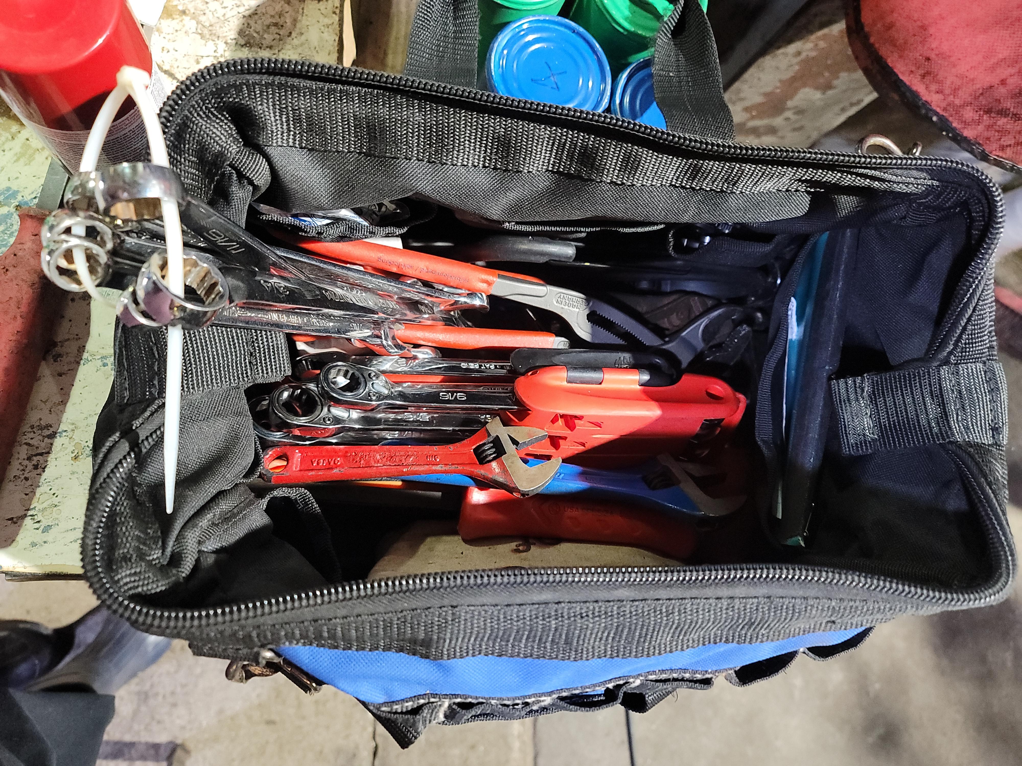 WORKPRO 16-inch Wide Mouth Tool Bag with Water-Proof Molded Base | Multi-Pocket, Heavy Duty Cloth, Adjustable Shoulder Strap, Double-pull Zipper, Suitable for Workshops, Outdoor Projects customer photo 2