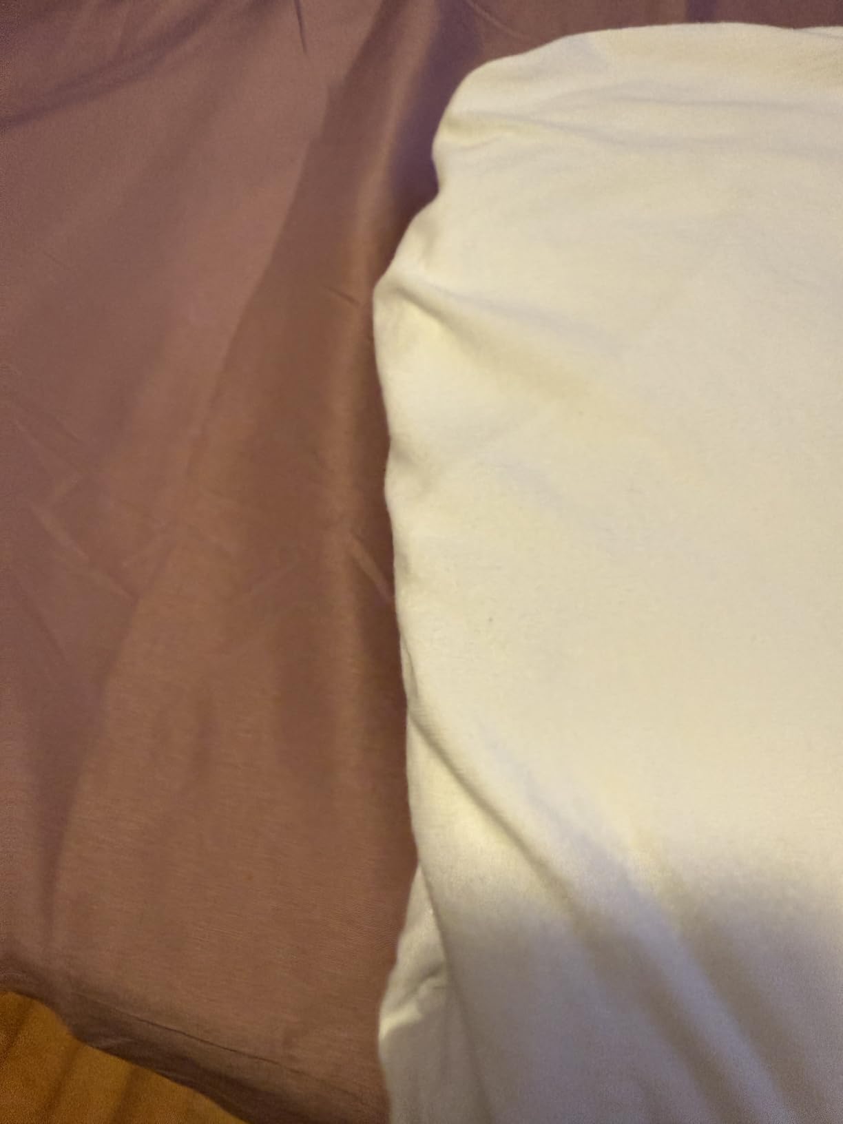 Amazon Basics 4-Piece Soft, Breathable 100% Cotton Jersey Knit Bed Sheet Set with Deep Pockets, Includes Flat and Fitted Sheets, Pillowcase, Queen, Oatmeal, Solid customer photo 2