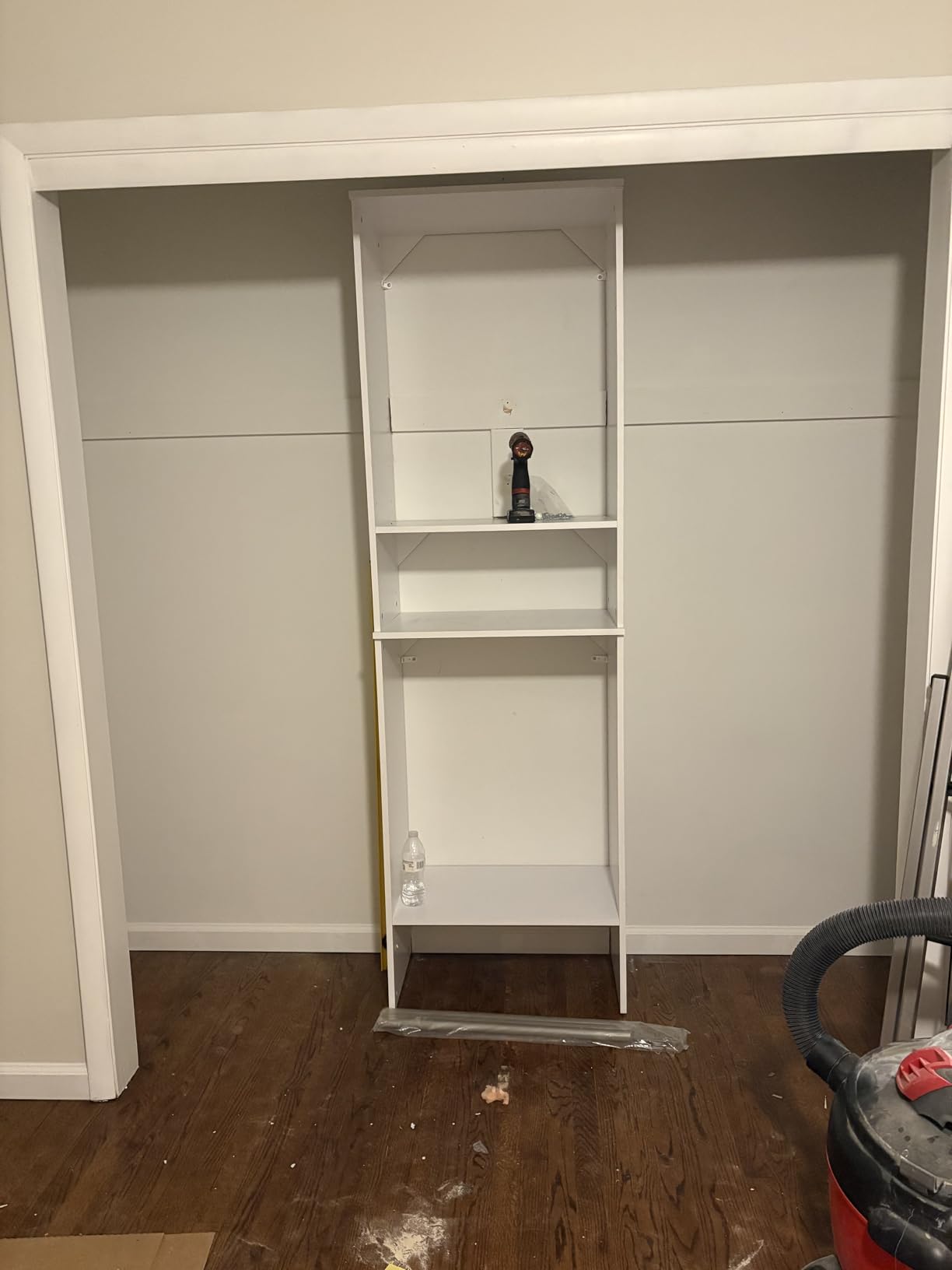 ClosetMaid SuiteSymphony Wood Closet Organizer System, 25-Inch Starter Kit with Tower and 3 Hang Rods and Shelving, Adjustable Shelves, Customizable Insert, Reach-in or Walk-in Closets, Pure White customer photo 2