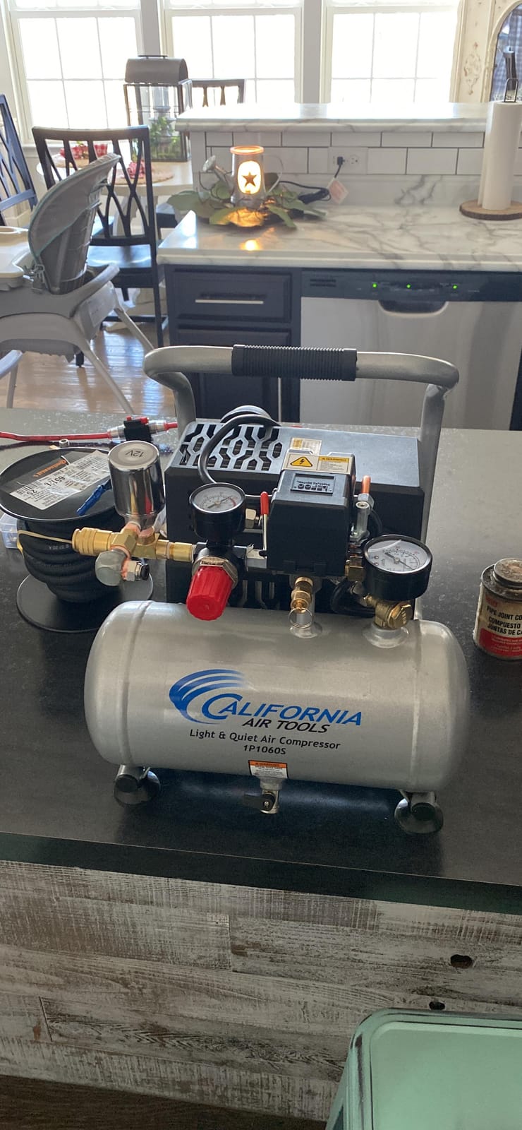 California Air Tools CAT-1P1060S Light & Quiet Portable Air Compressor, Lightweight, Ultra Quiet, Oil-Free, 1 Gallon Steel Tank, .6 HP, 56 dBA Noise Level, Silver customer photo 2