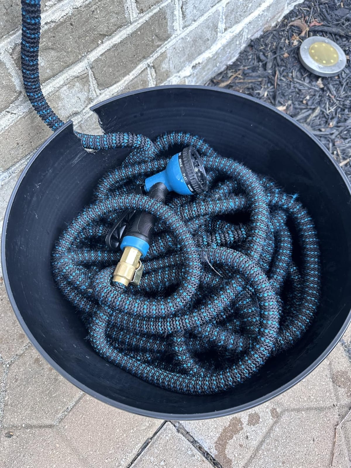 J&B XpandaHose 75ft Expandable Garden Hose, Lightweight, Brass Connectors | Ultra Strong 3750D fabric, 4-layer latex core, expands 3X, kink & leak-resistant, 10-pattern nozzle, storage bag customer photo 1