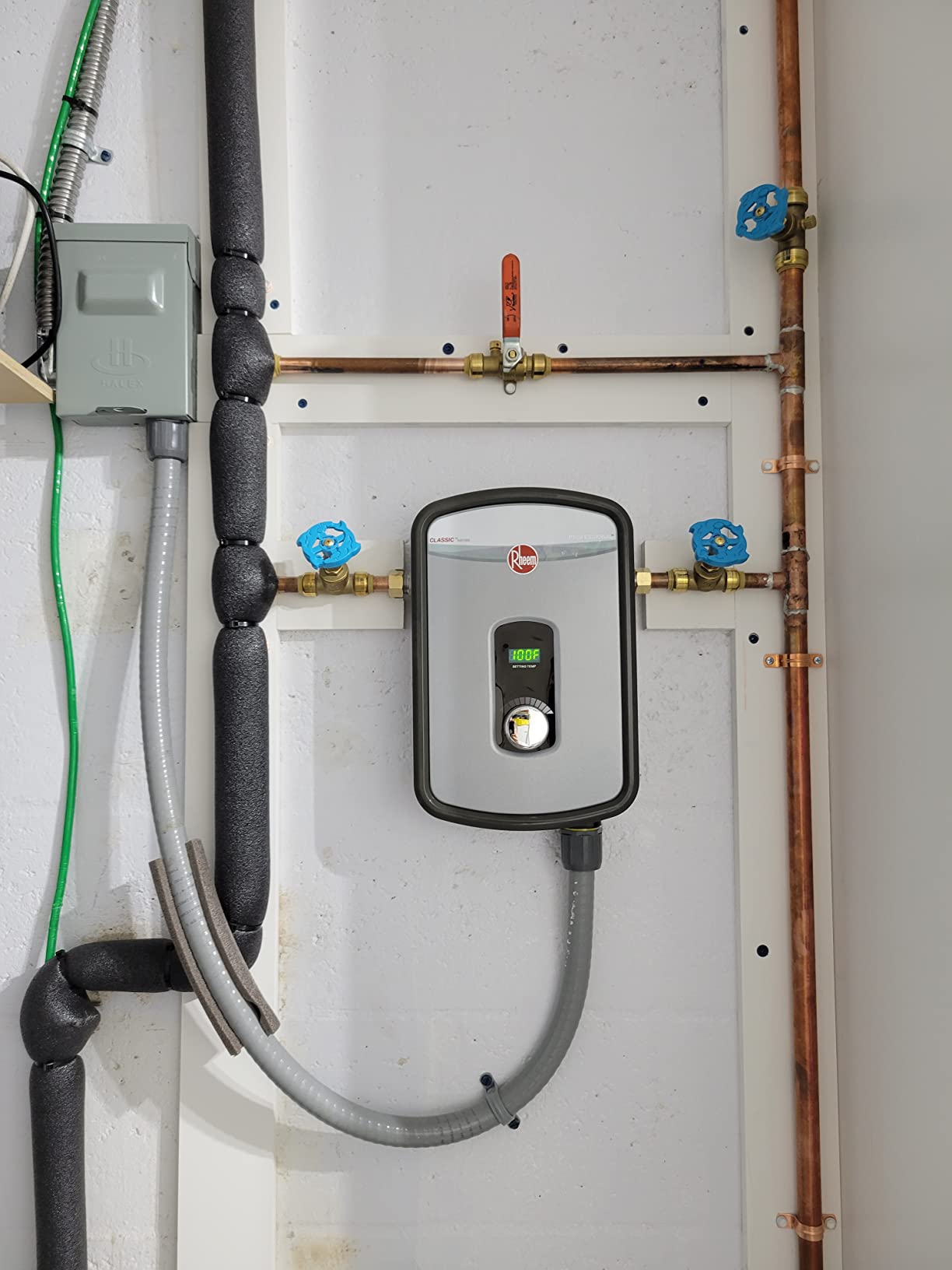 Rheem 240V Heating Chamber RTEX-13 Residential Tankless Water Heater, GRAY customer photo 2
