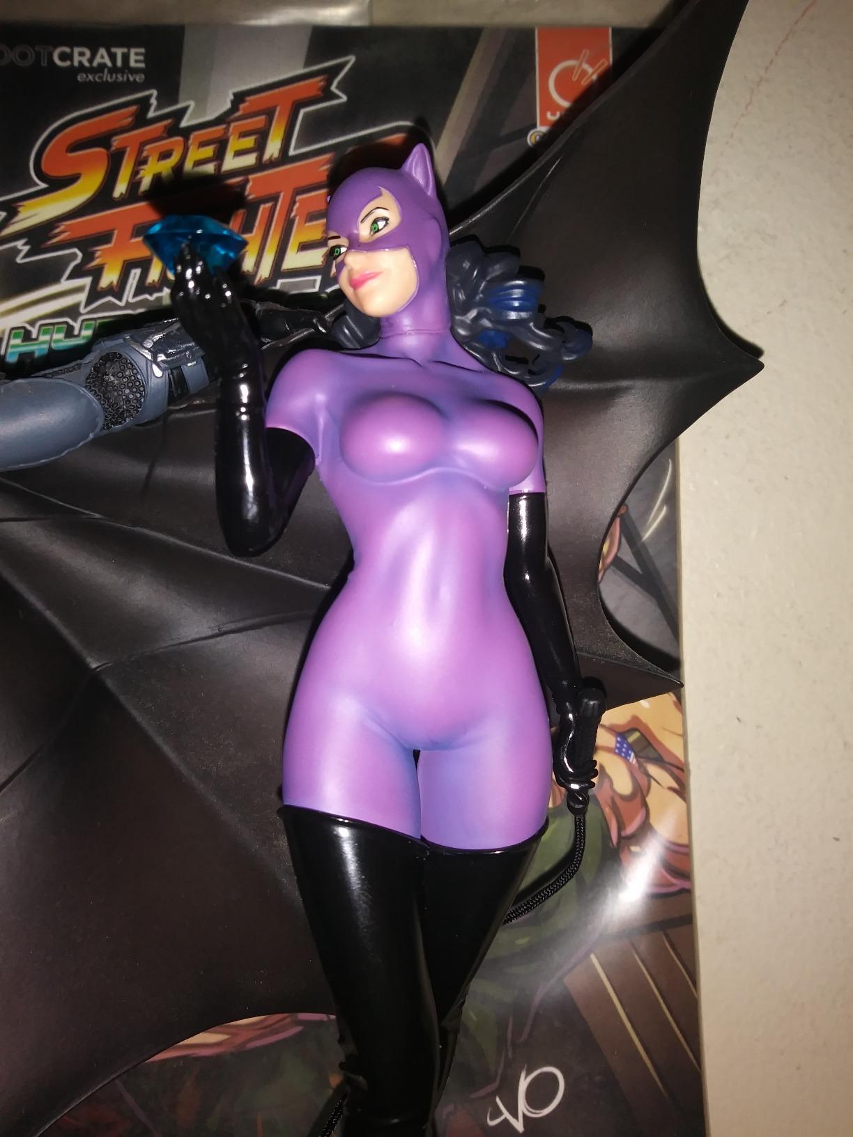 Ironstudios 1/10 Catwoman DC Comics Hand Painted Statue customer photo 1