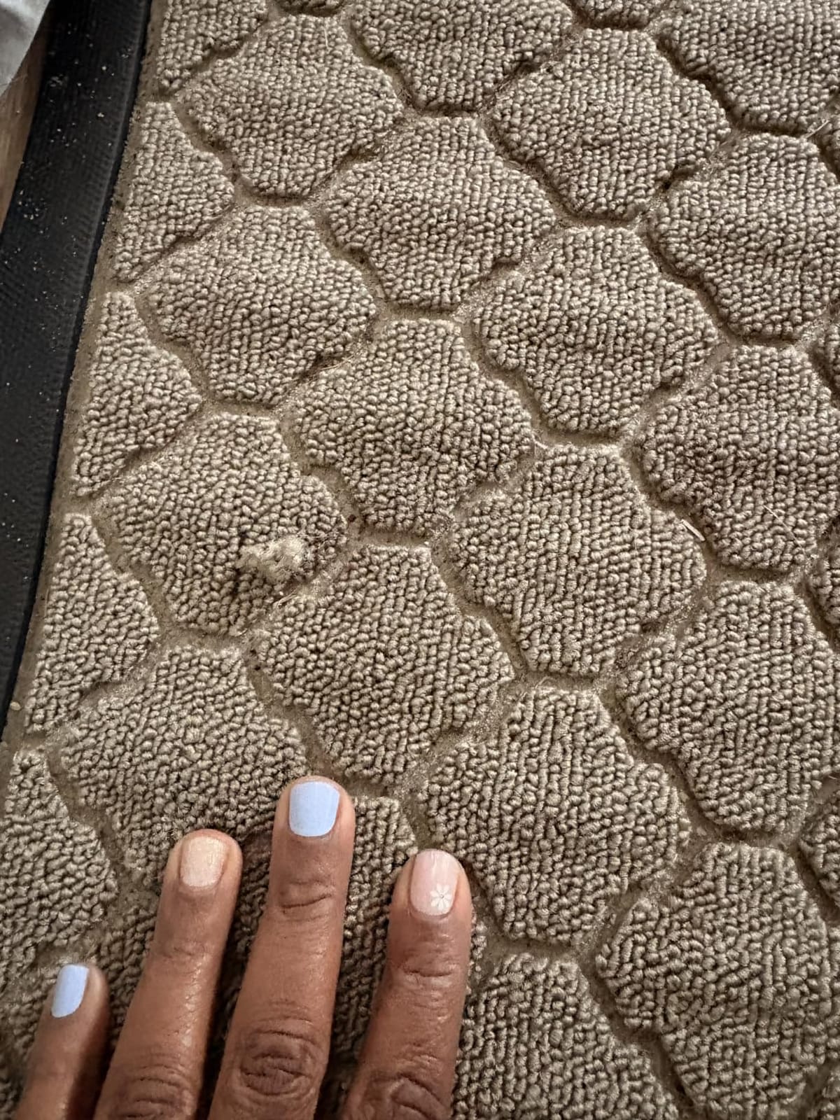 GORILLA GRIP 100% Waterproof All-Season WeatherMAX Doormat US Designed Natural Rubber, Stain Fade Resistant, Low Profile Indoor Outdoor Door Mats, Easy Clean, 29x17 Gray Diamond customer photo 2