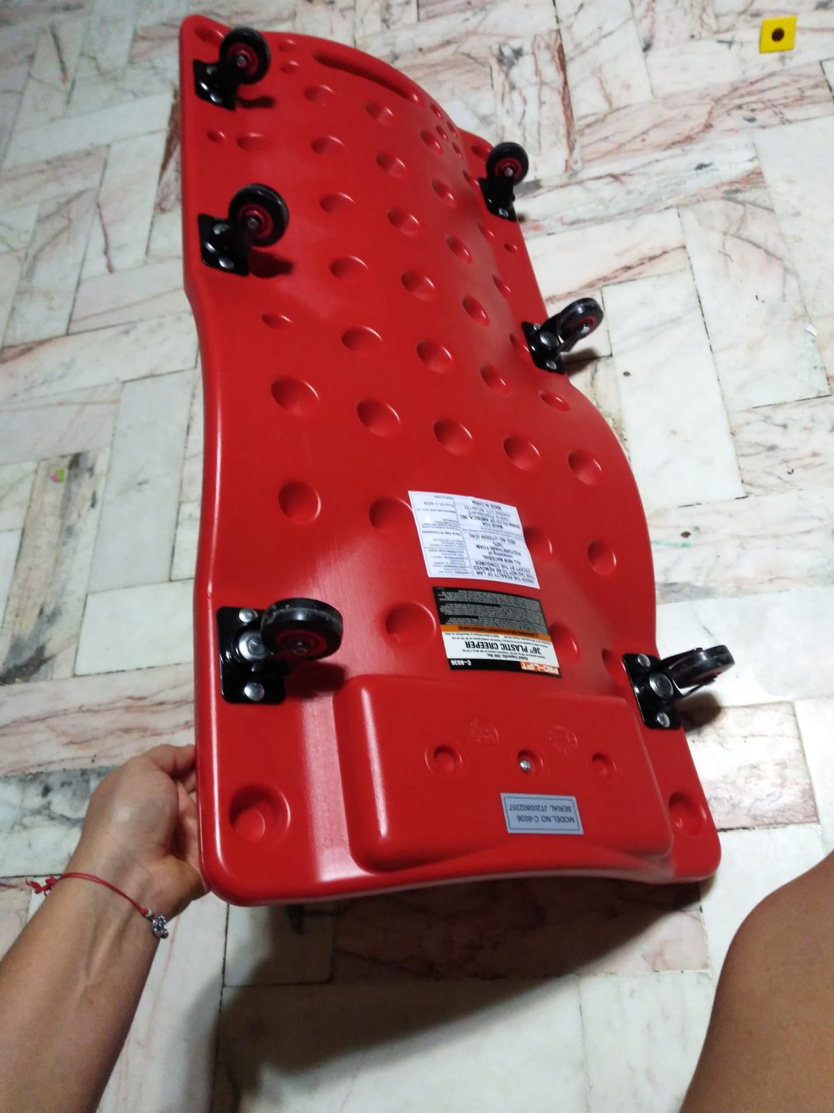 Pro Lift Mechanic Plastic Creeper 36 Inch - Blow Molded Ergonomic HDPE Body with Padded Headrest - 300 Lbs Capacity customer photo 2