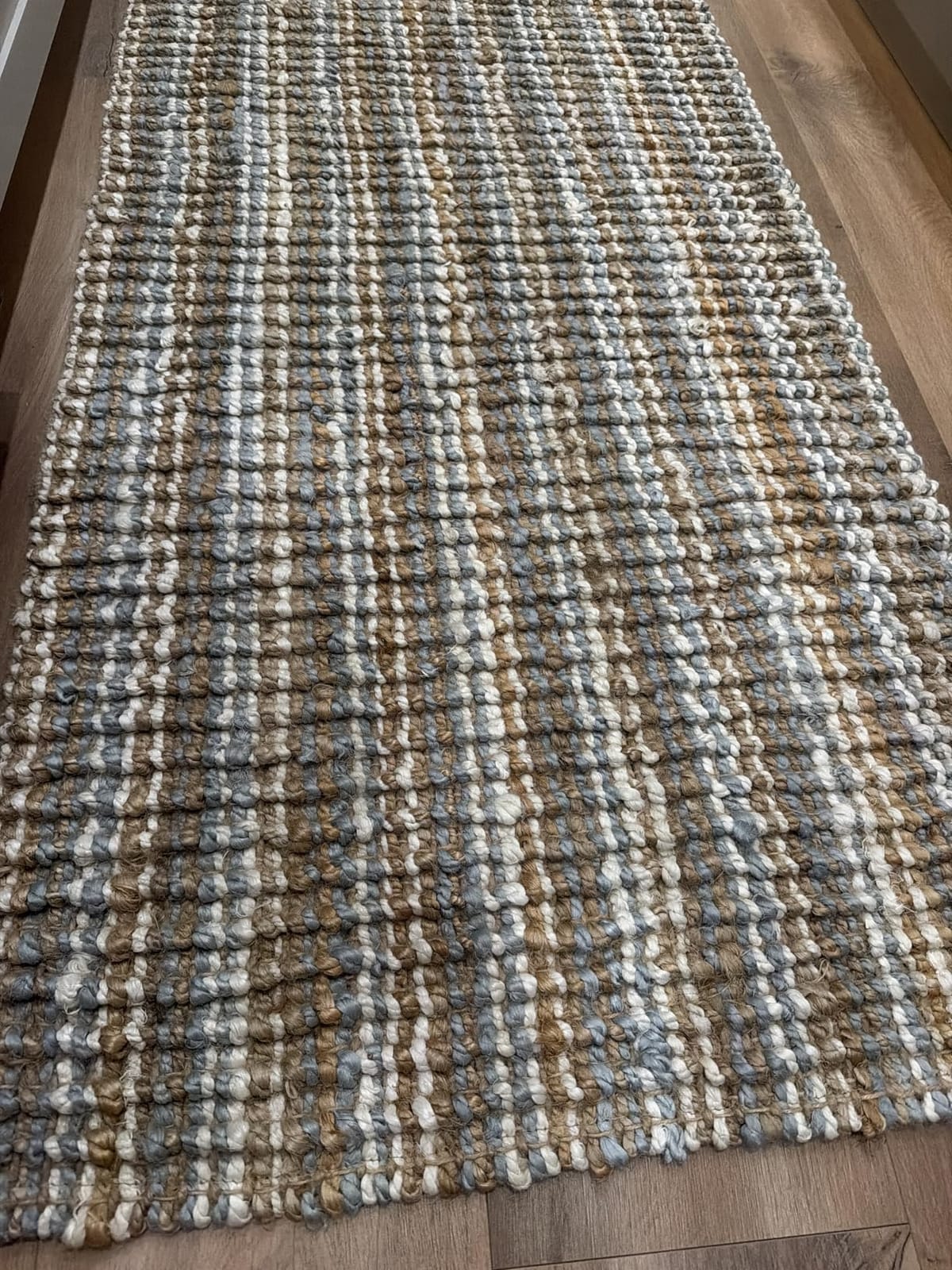 SAFAVIEH Natural Fiber Accent Rug 2x3, Jute Knotted Natural NF447A customer photo 1