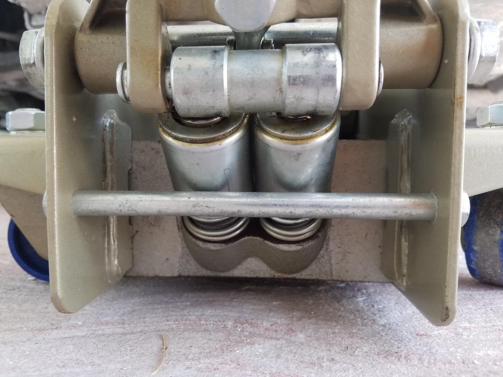 LiftMaster 3 Ton Heavy Duty Ultra Low Profile Steel Floor Jack with Quick Lift customer photo 2