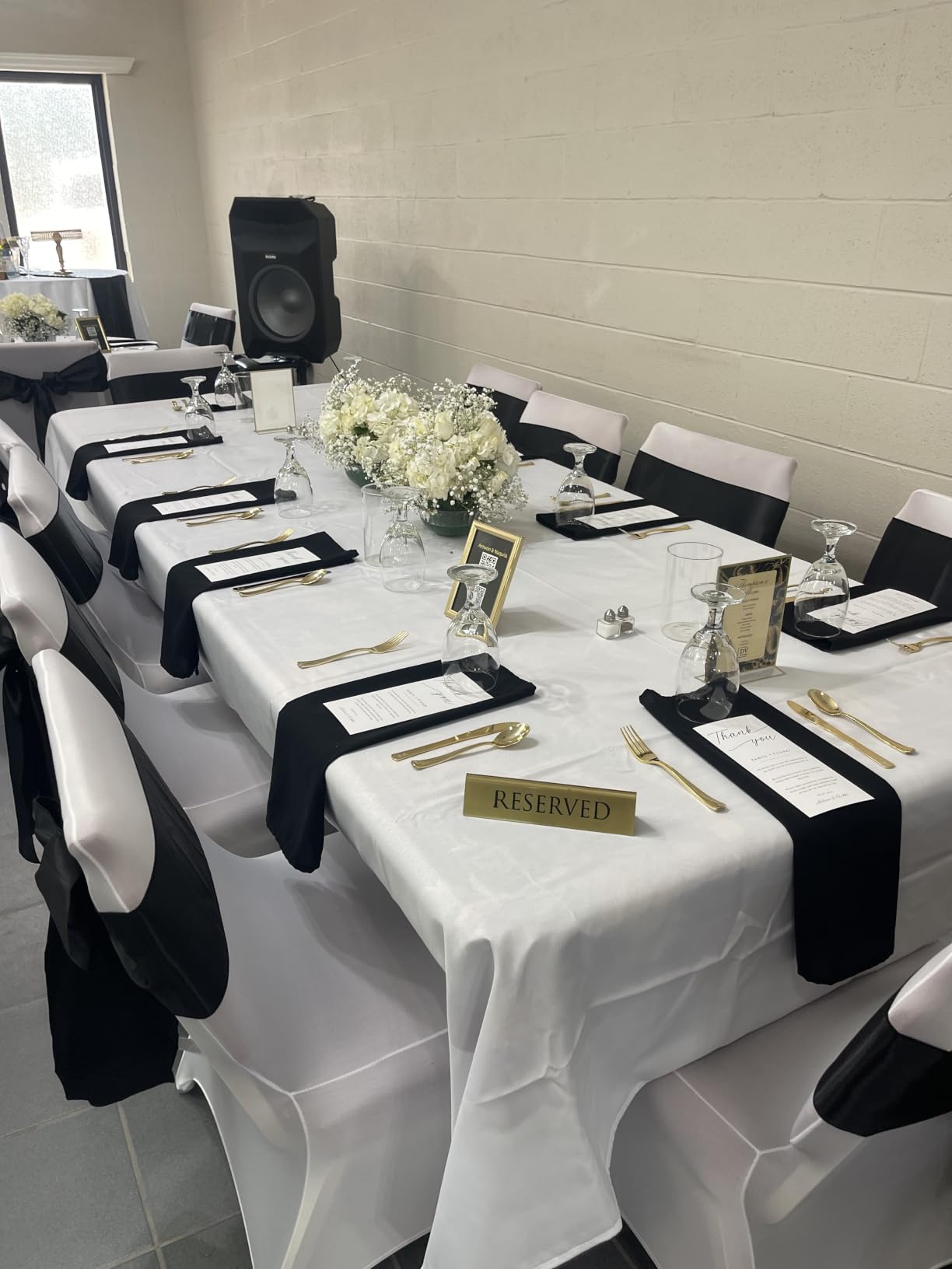 VEVOR 100 Pcs White Chair Covers Polyester Spandex Chair Cover Stretch Slipcovers for Wedding Party Dining Banquet Flat-Front Chair Covers customer photo 1