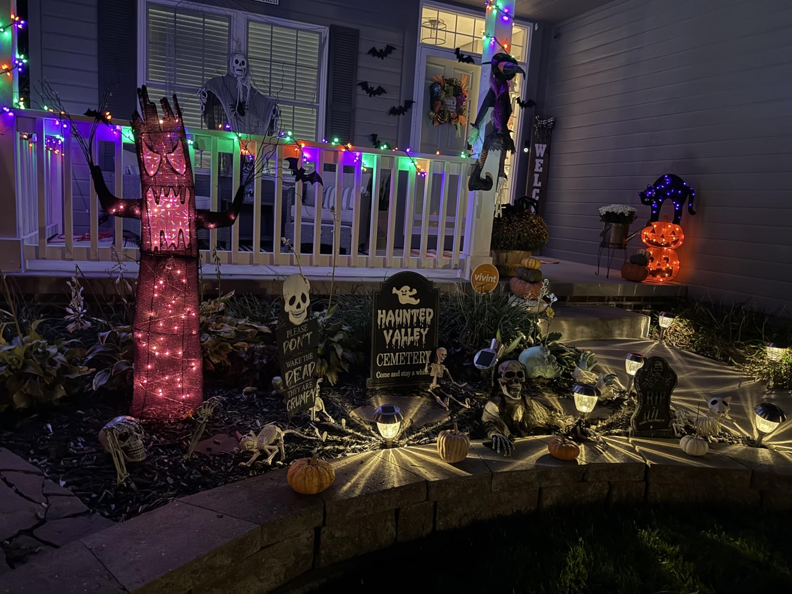Halloween Decorations Outdoor: 10Pcs Hanging Bats Stickers Wall Decals Window Sticker, Large 3D Bats with glitter Removable Halloween Yard Front Door Porch Decoration Party Gothic Decor Indoor customer photo 2
