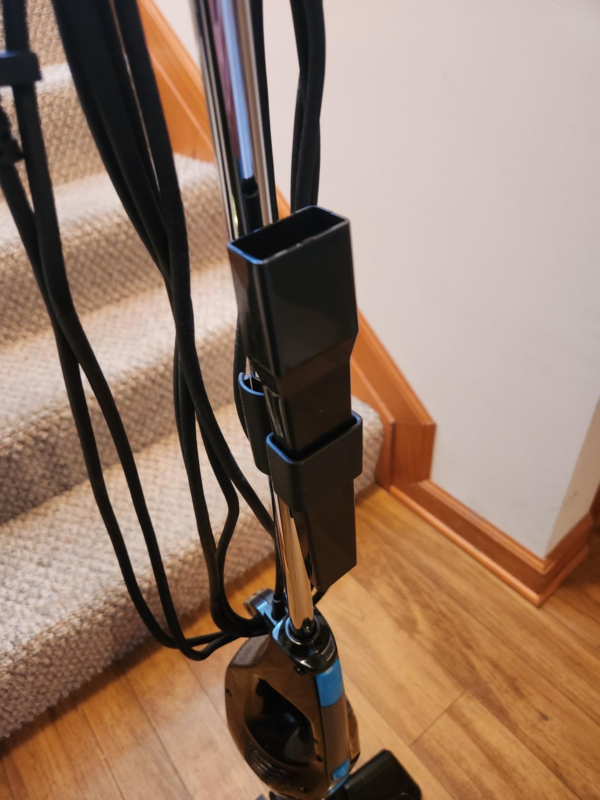 Eureka Blaze Stick Vacuum Cleaner, Powerful Suction 3-in-1 Small Handheld Vac with Filter for Hard Floor Lightweight Upright Home Pet Hair, Dark Black customer photo 1
